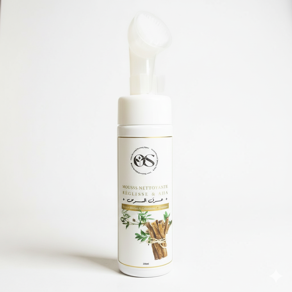 Mousse nettoyante à la réglisse et AHA