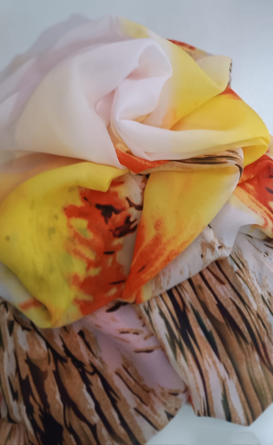 Pañuelo de seda estampado con Naranja