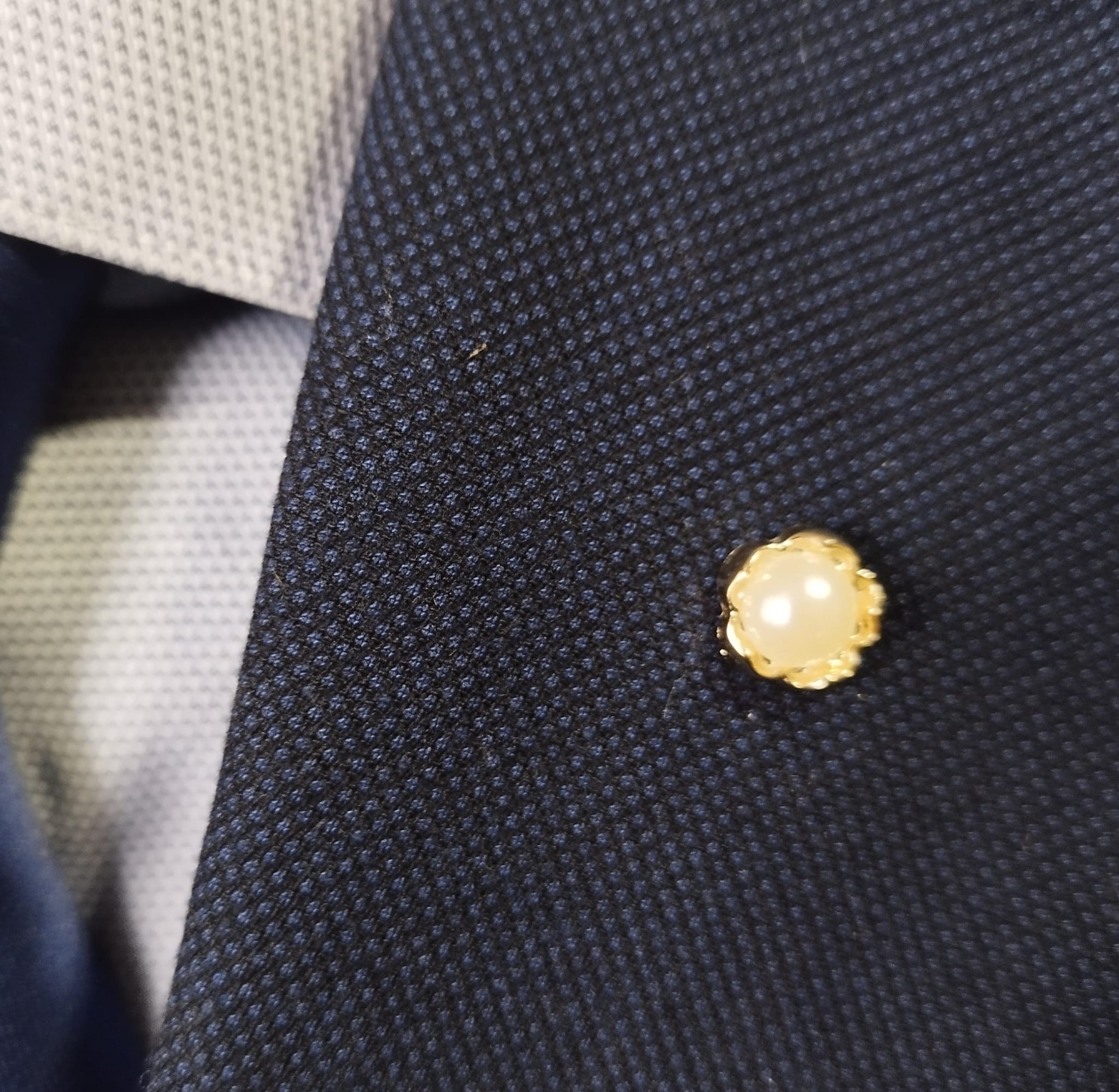 Pin de perla para corbata