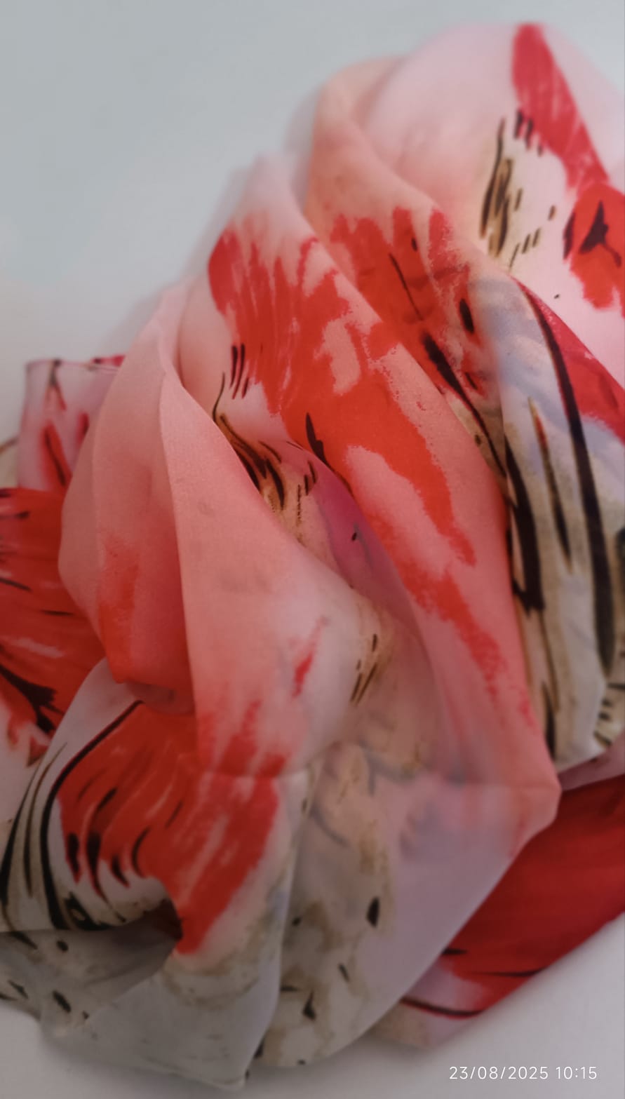 Pañuelo de seda estampado con Rojo