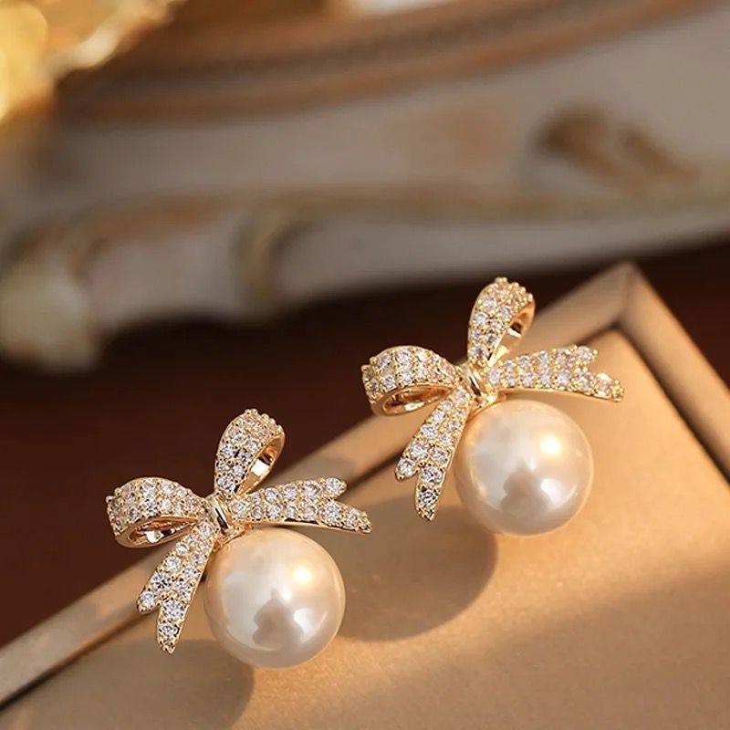 Elegant Bow Pearl Earrings