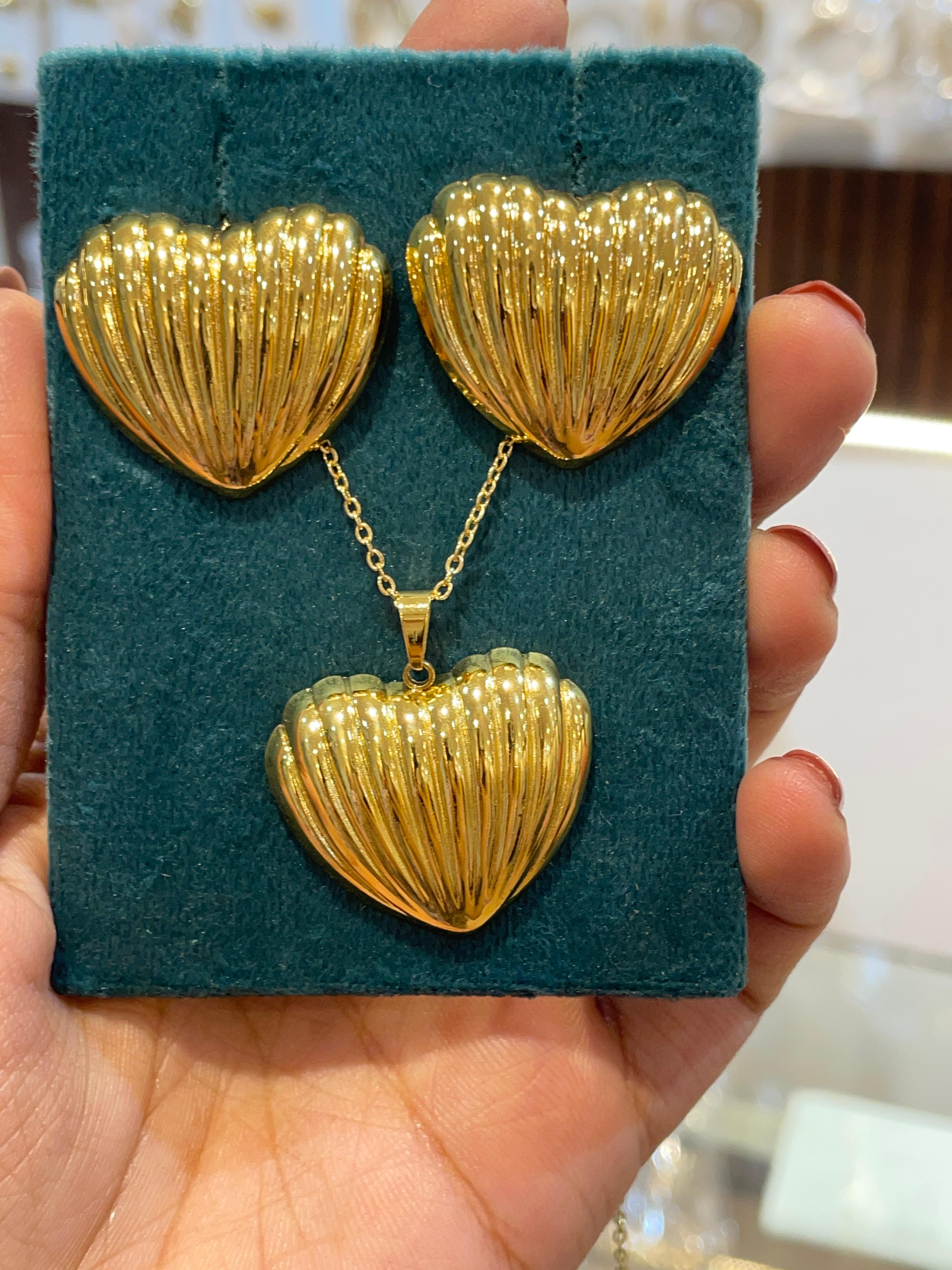 Gold Heart Jewelry Set ANTI TARNISH