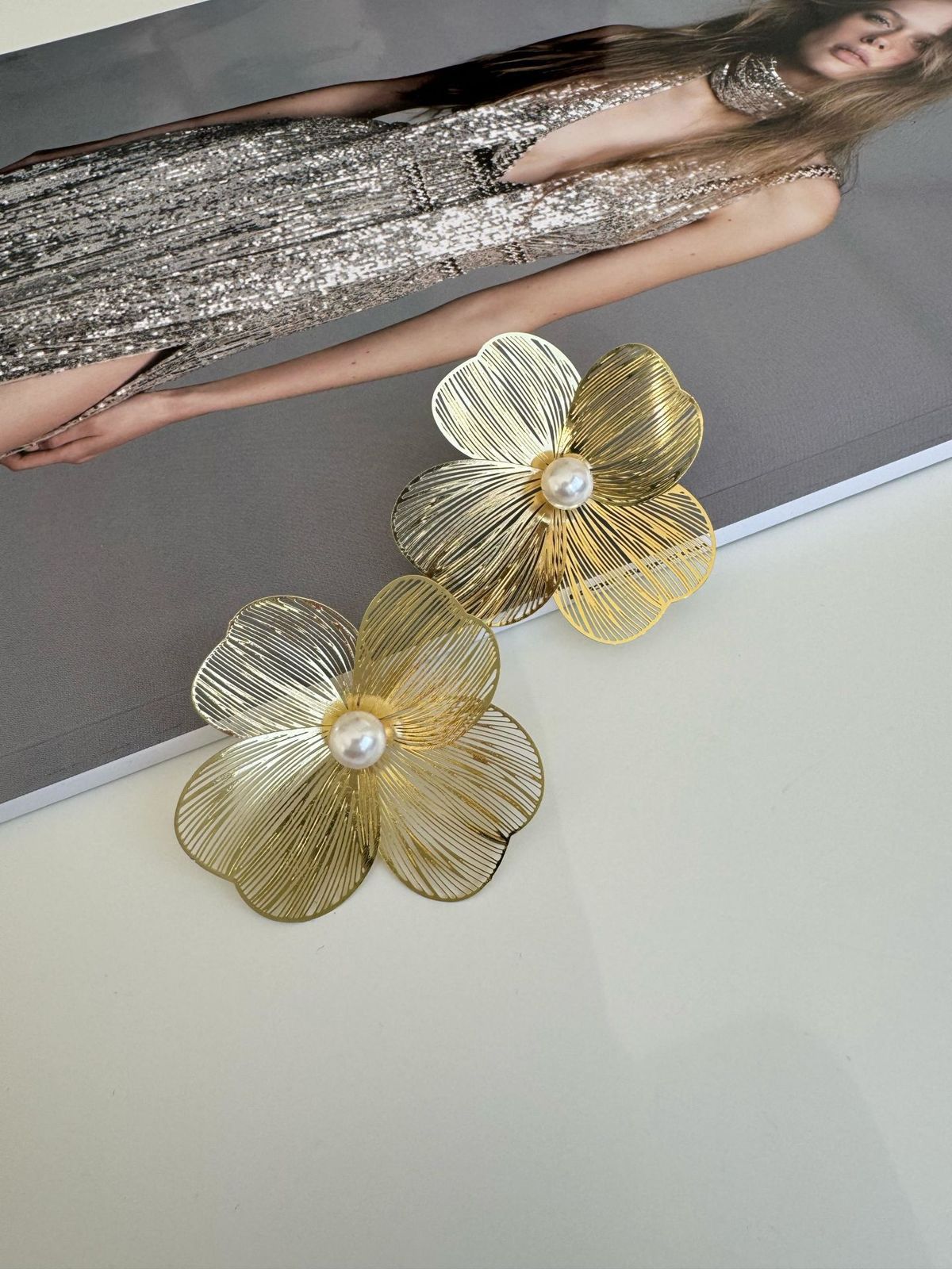 Gold Flower Pearl Earrings