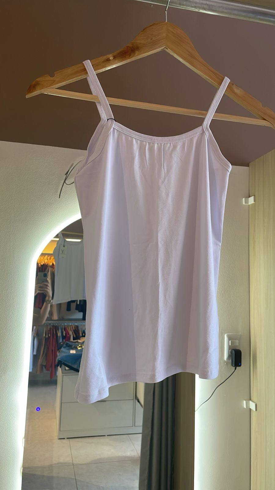BLUSINHA DE ALÇA