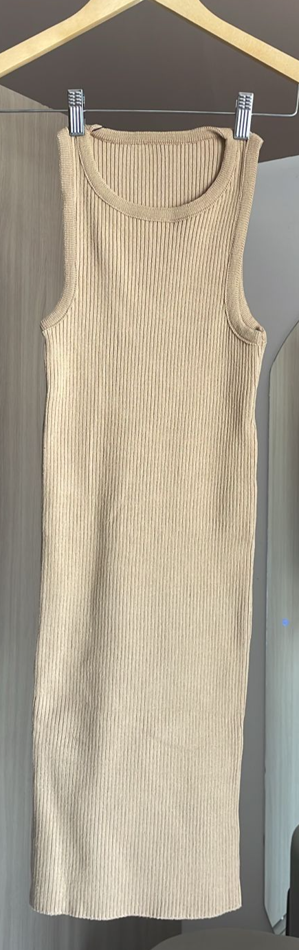 VESTIDO CANELADO