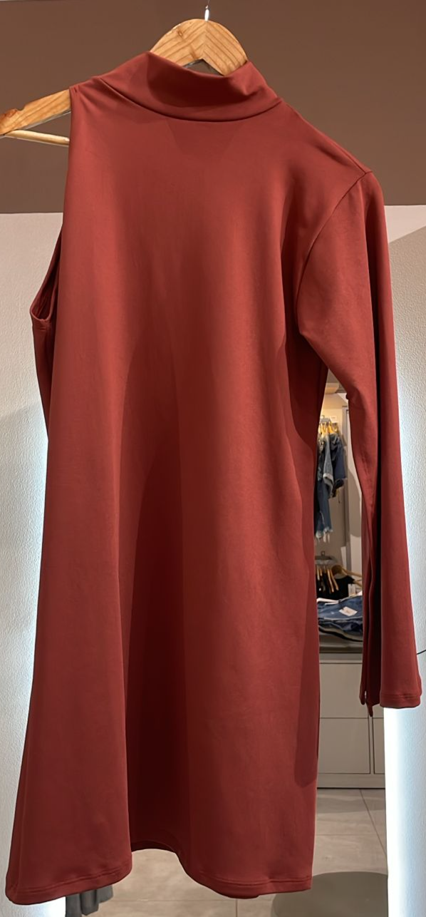 VESTIDO PLUS TELHA