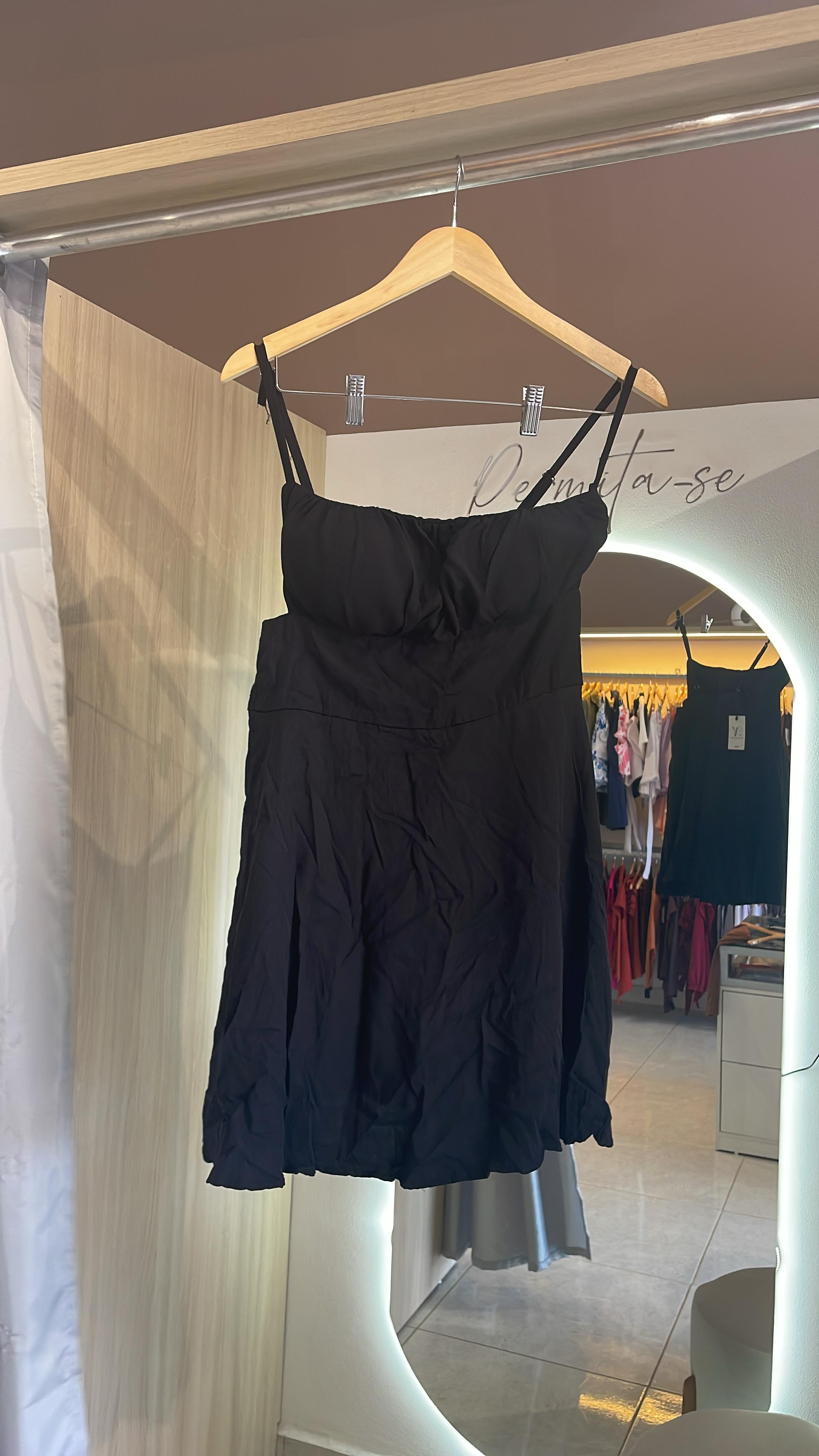 VESTIDO MACAQUINHO