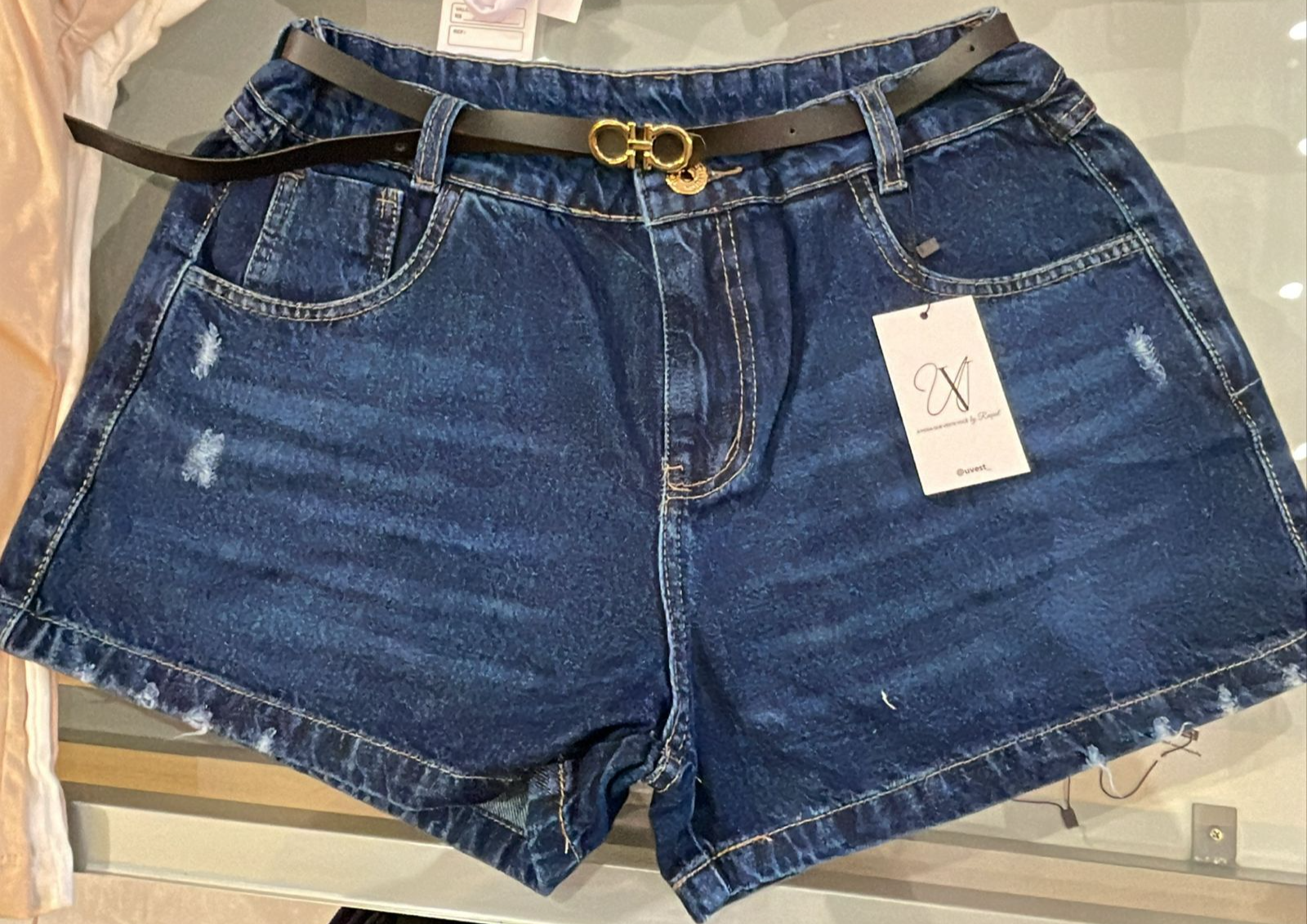 SHORT JEANS C/CINTO AZUL