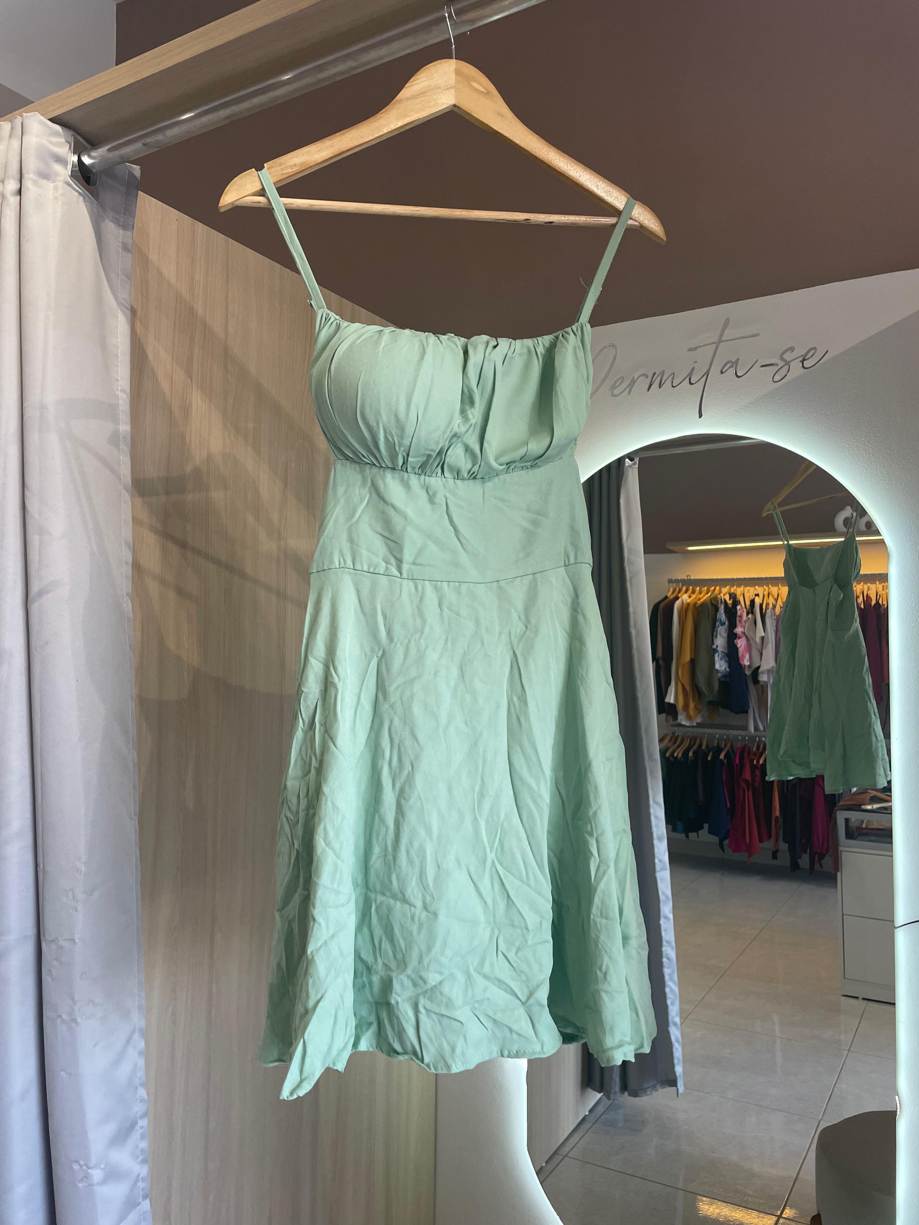VESTIDO MACAQUINHO