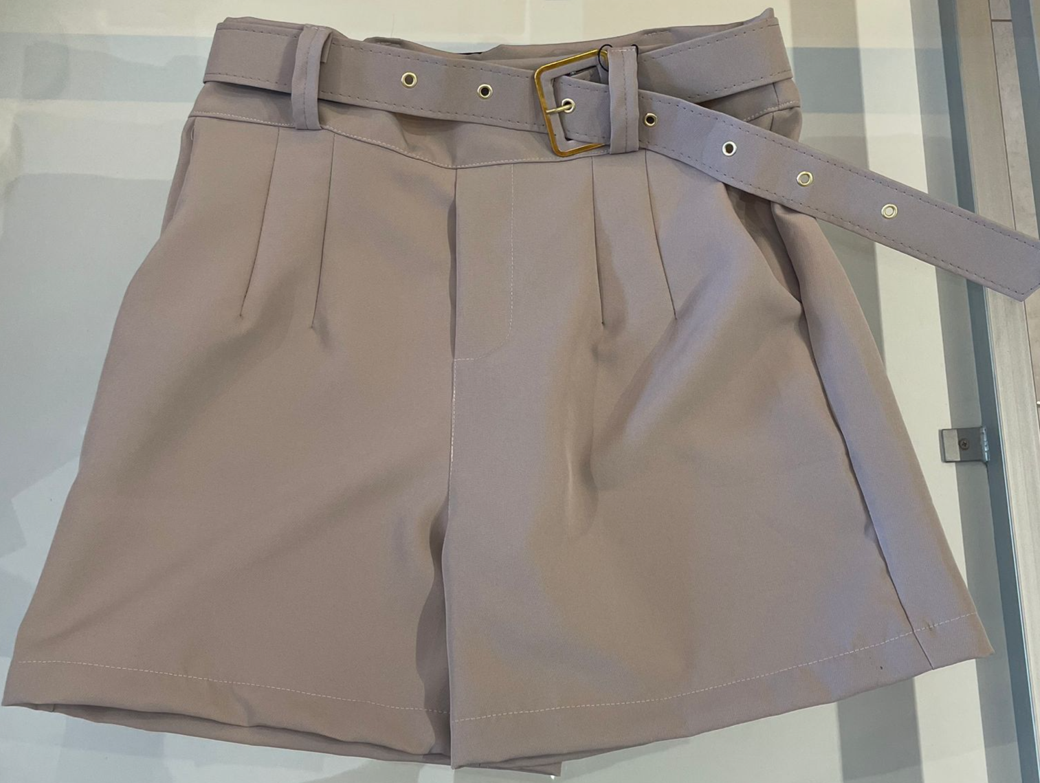 SHORT ALFAIATARIA CINTO