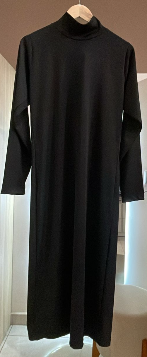 VESTIDO PLUS PRETO MANGA LONGA