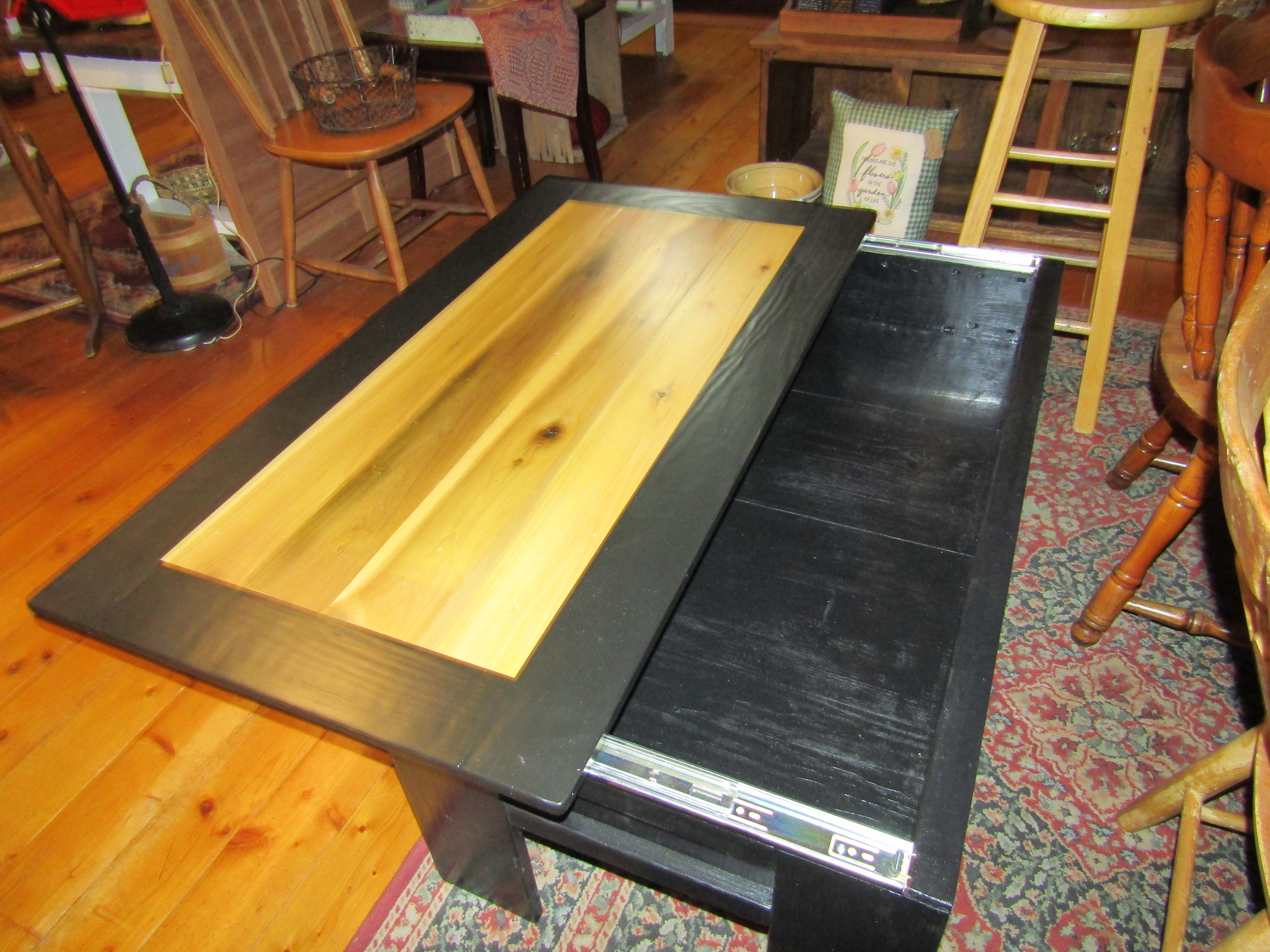 Two-Tone Wooden Coffee Table with Hidden Storage+-