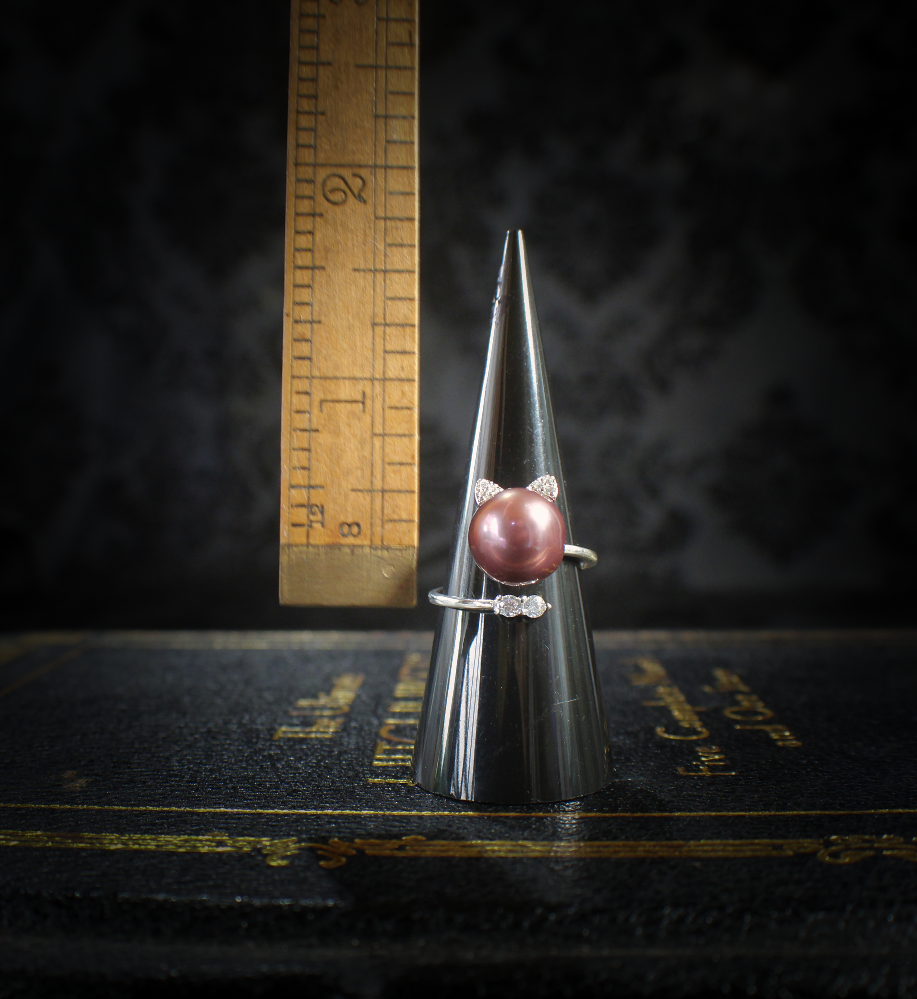 A Purr In Nocturne Ring