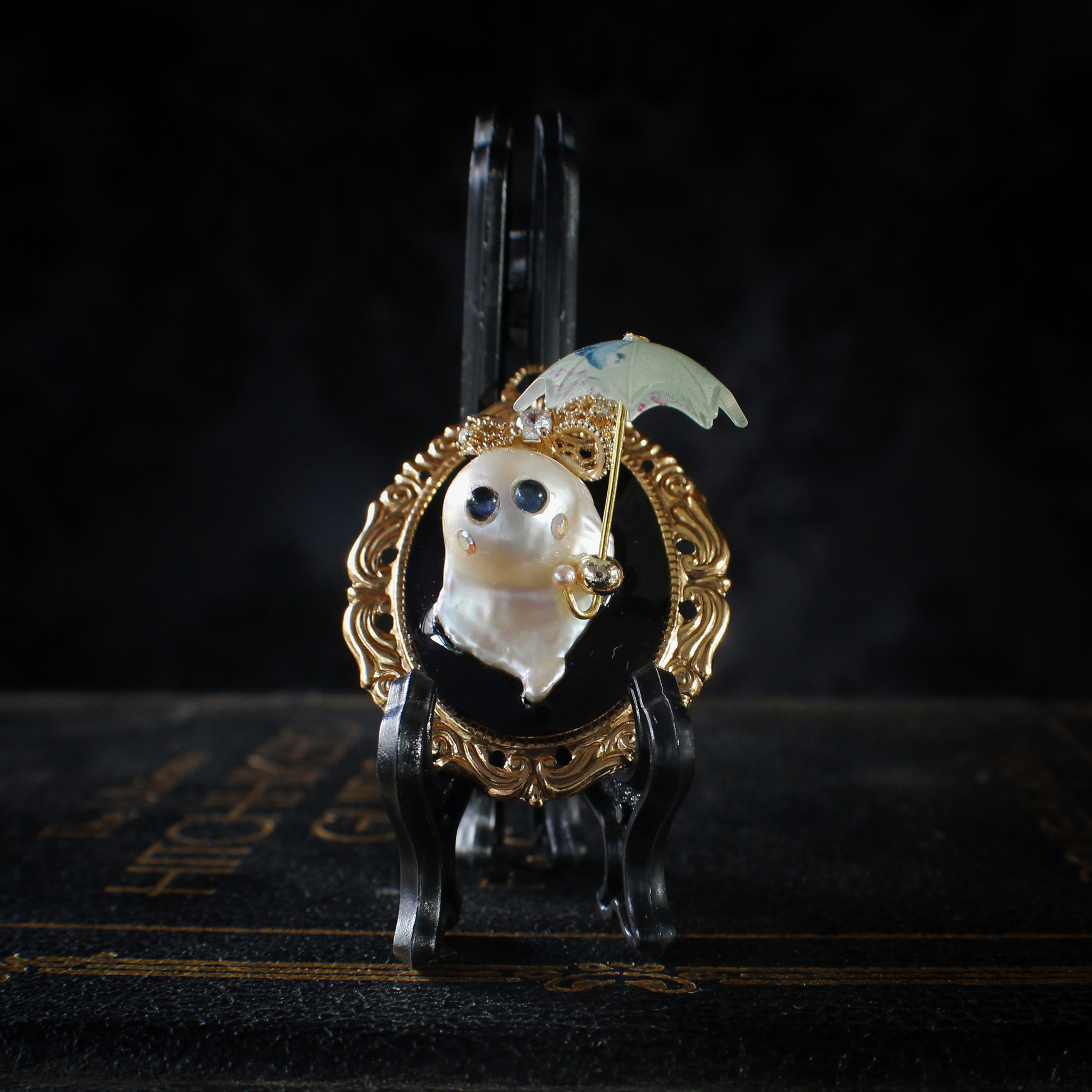 Sassy and Petite Magnet