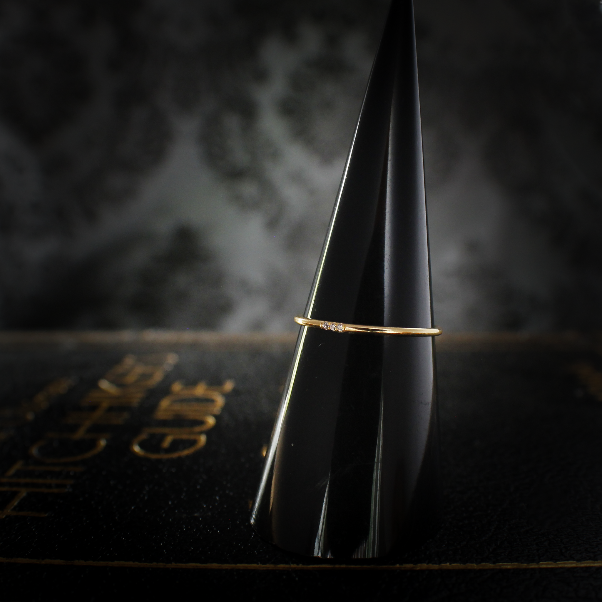 Barely There 3 Stone Band