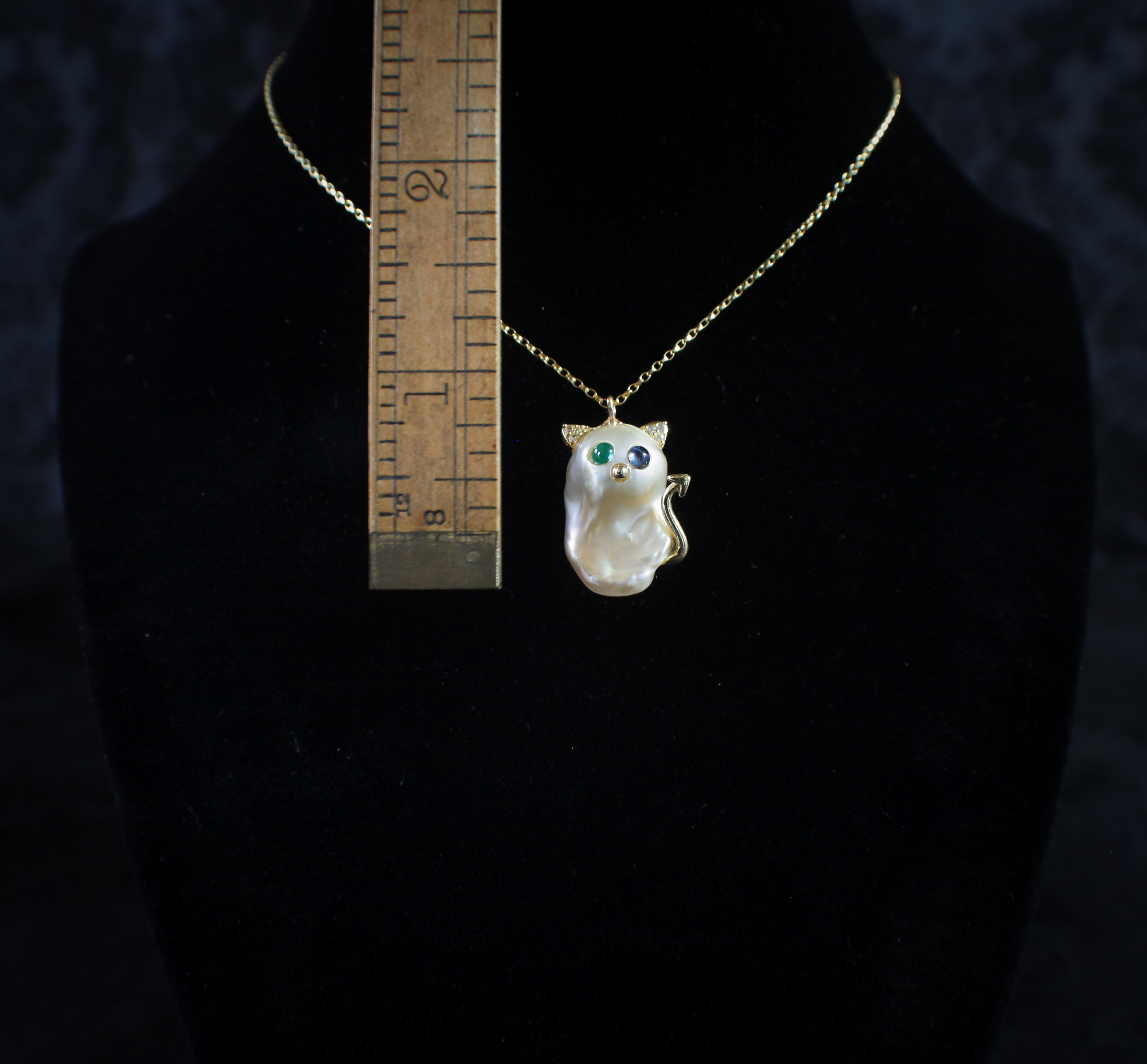 Luci Cat Necklace 