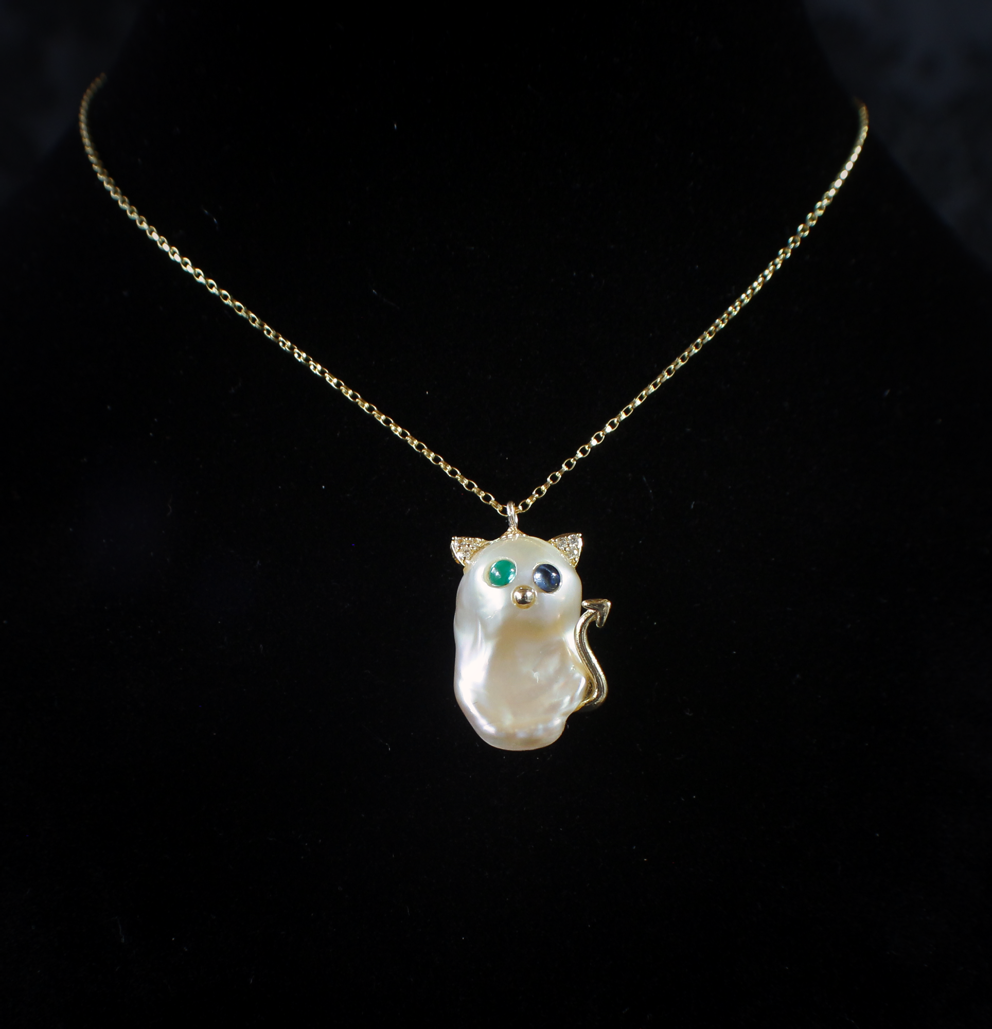 Luci Cat Necklace 