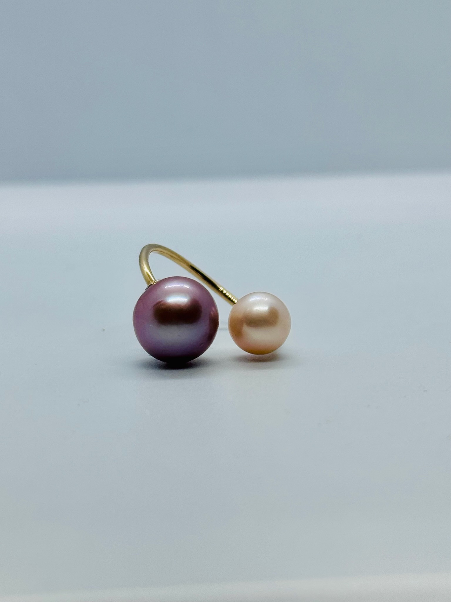 Two-tone Pearl Bypass Ring