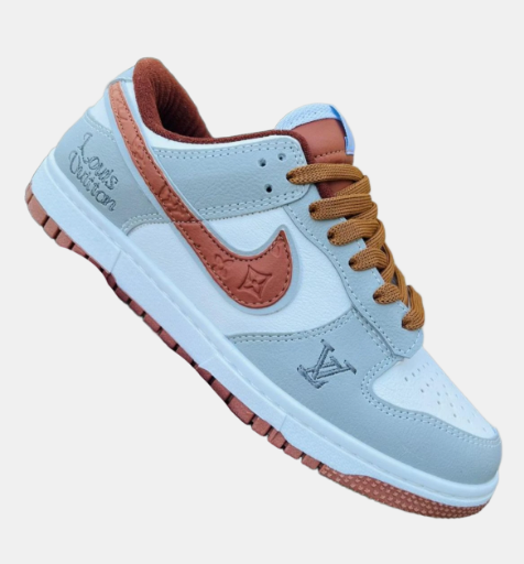NIKE DUNK LV