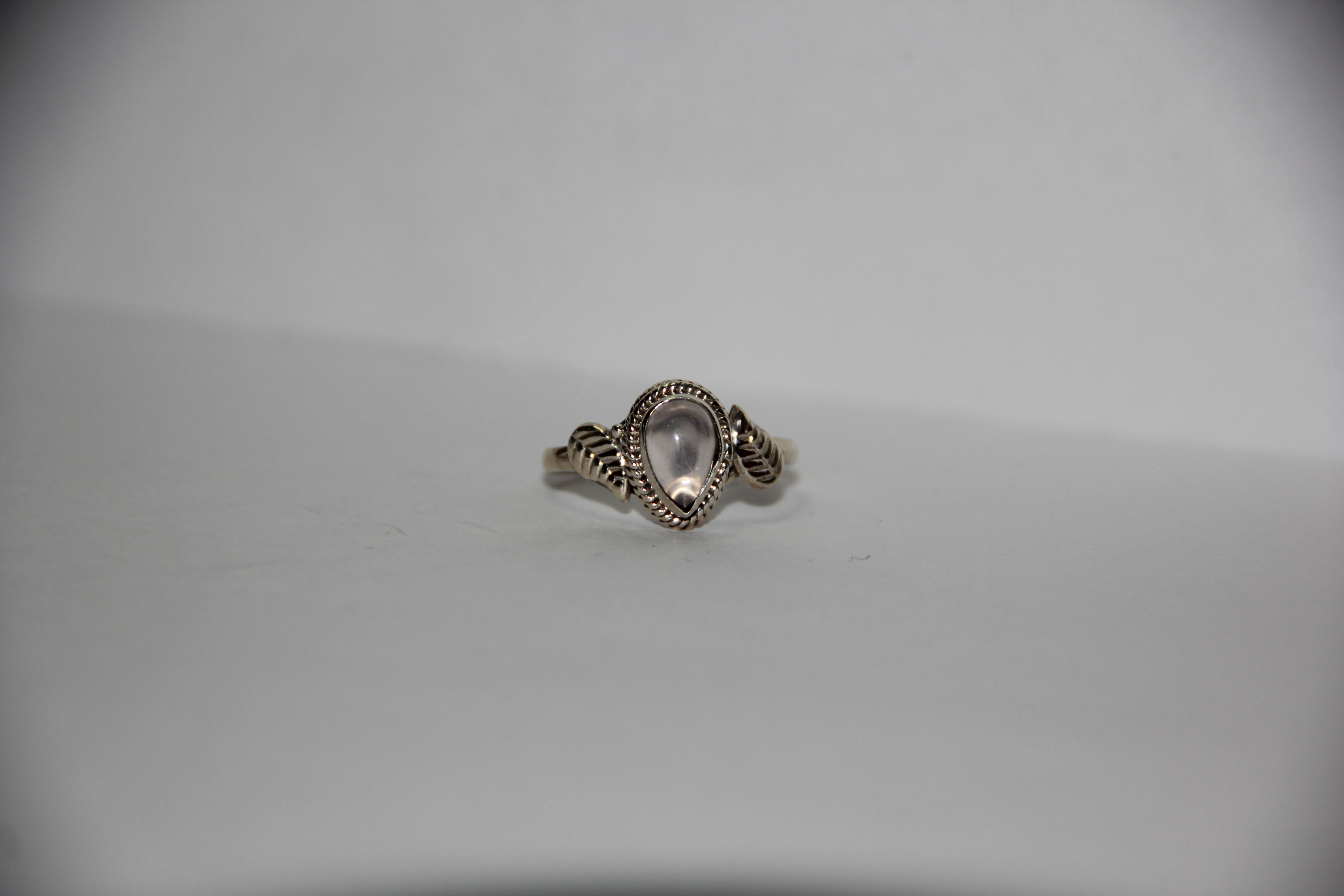 Anillo De Cuarzo Rosa