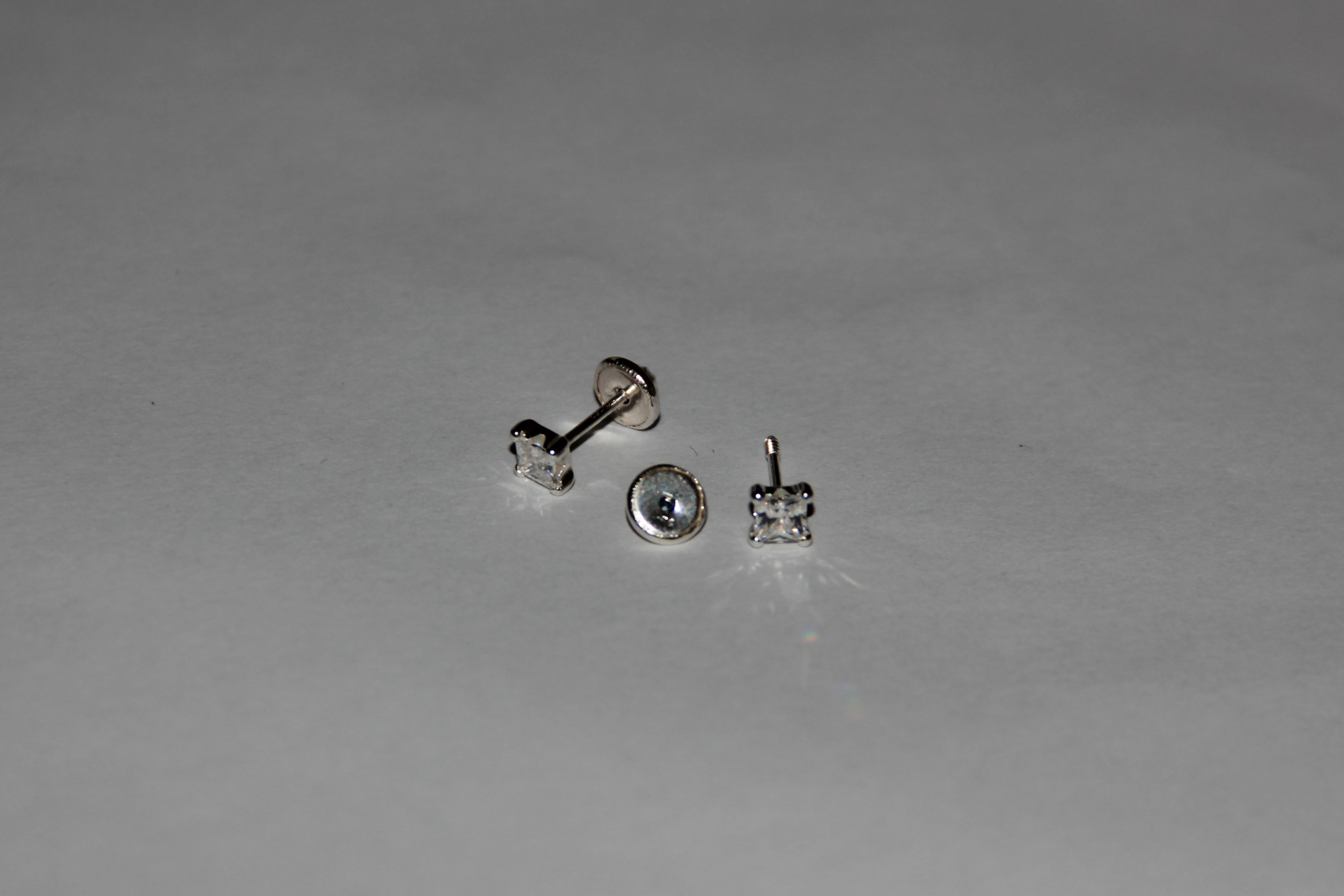 Pendientes Dormilonas Cuadrados