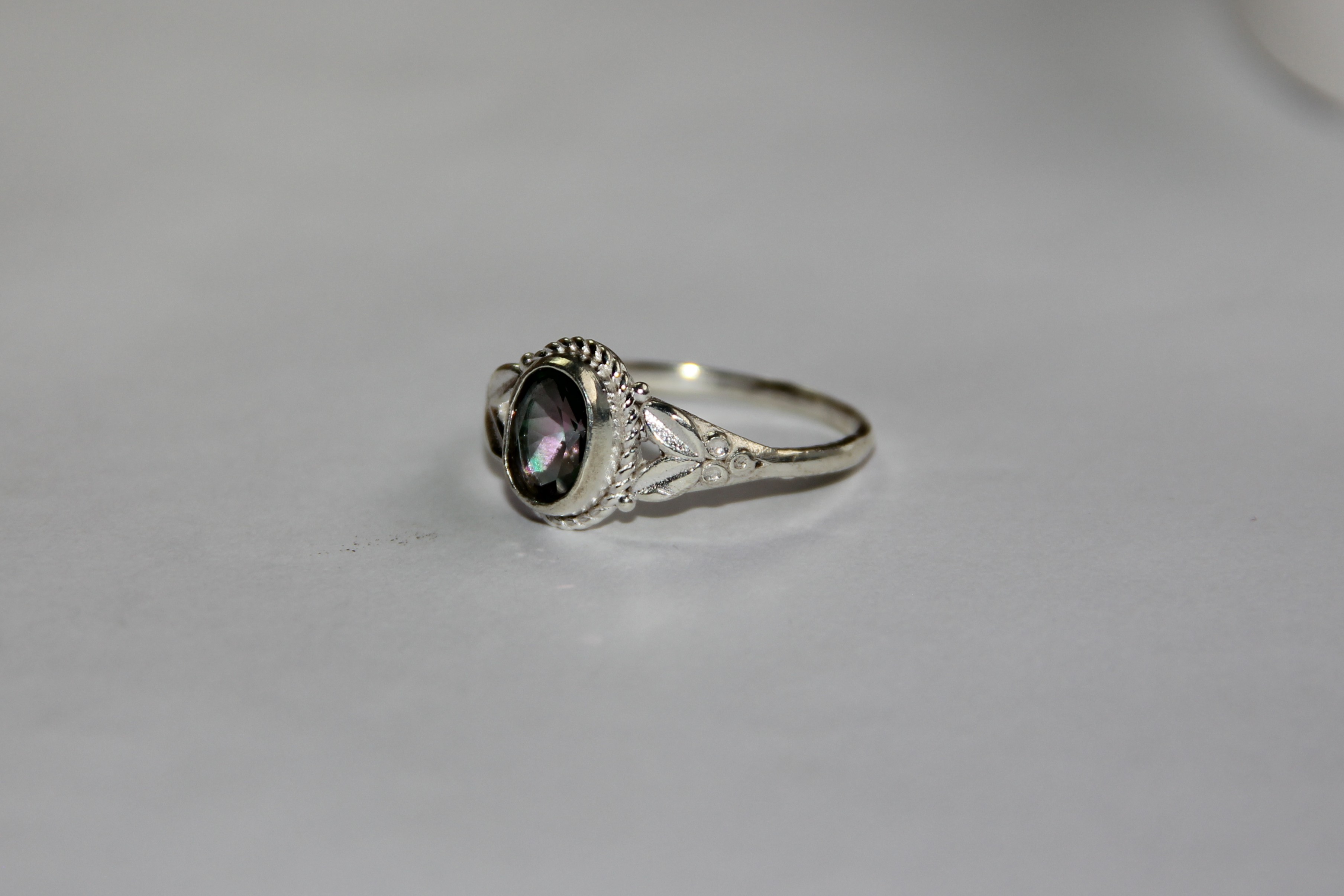 Anillo Topacio Místico 