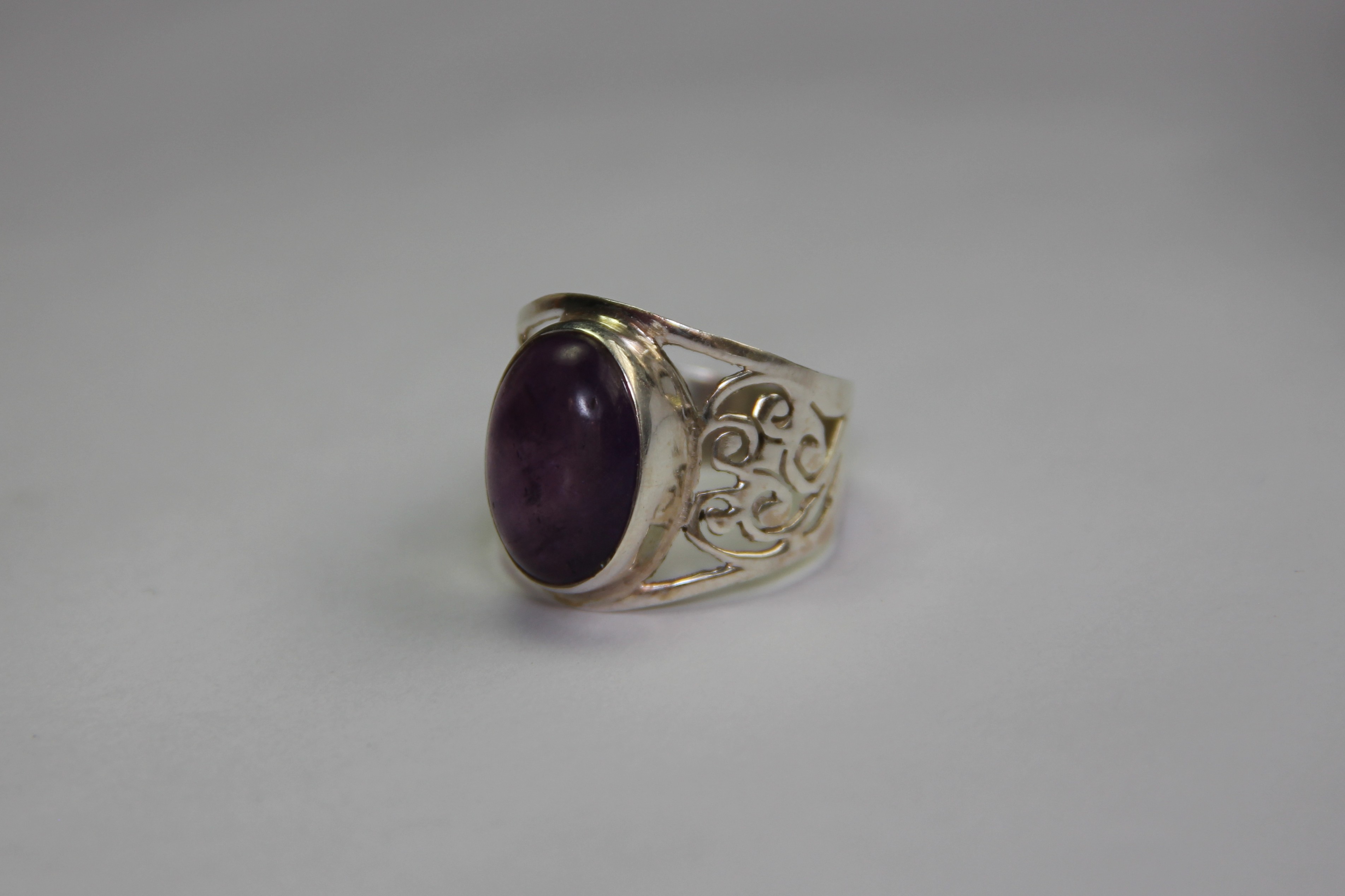 Anillo Amatista Ovalado