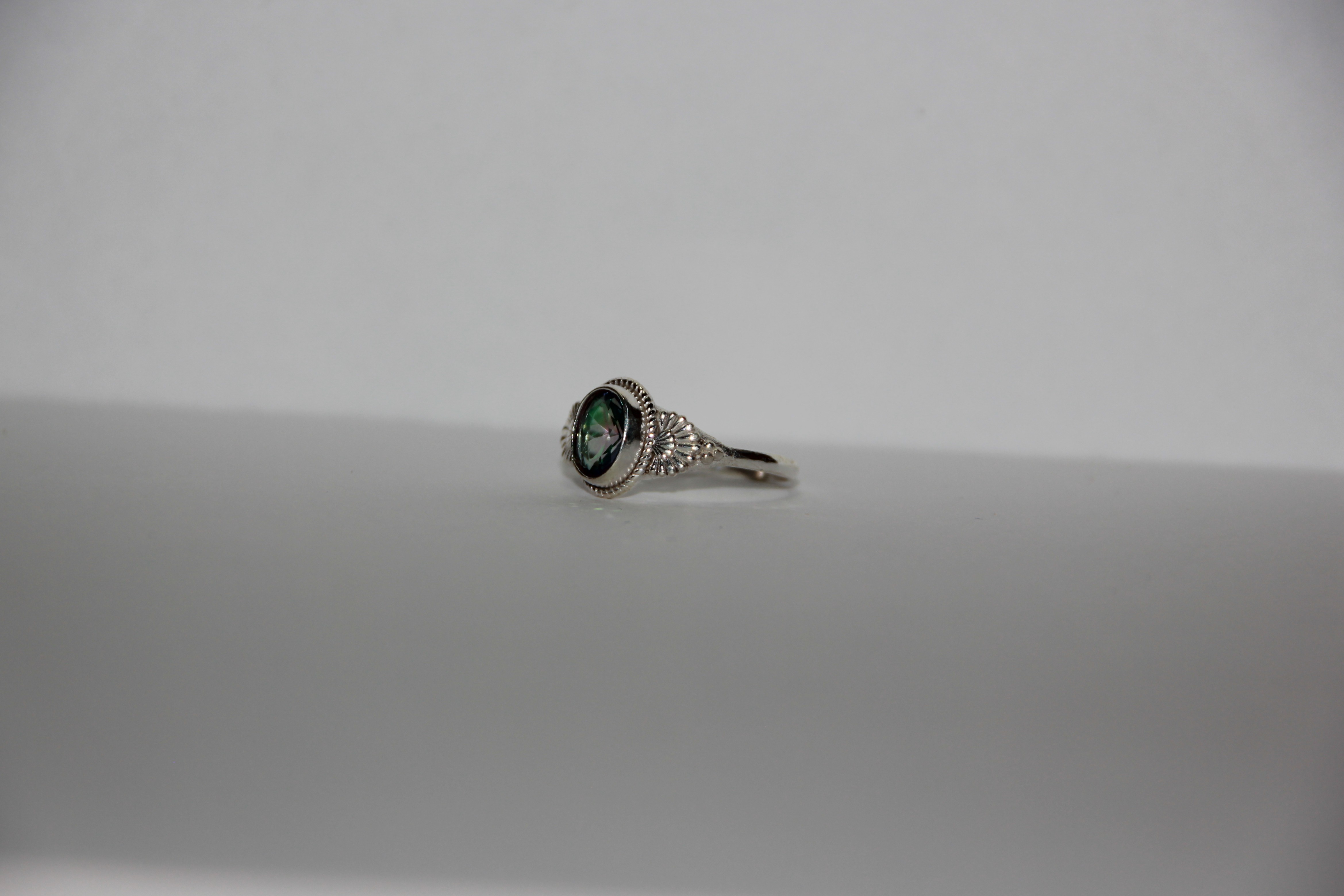 Anillo Topacio Místico