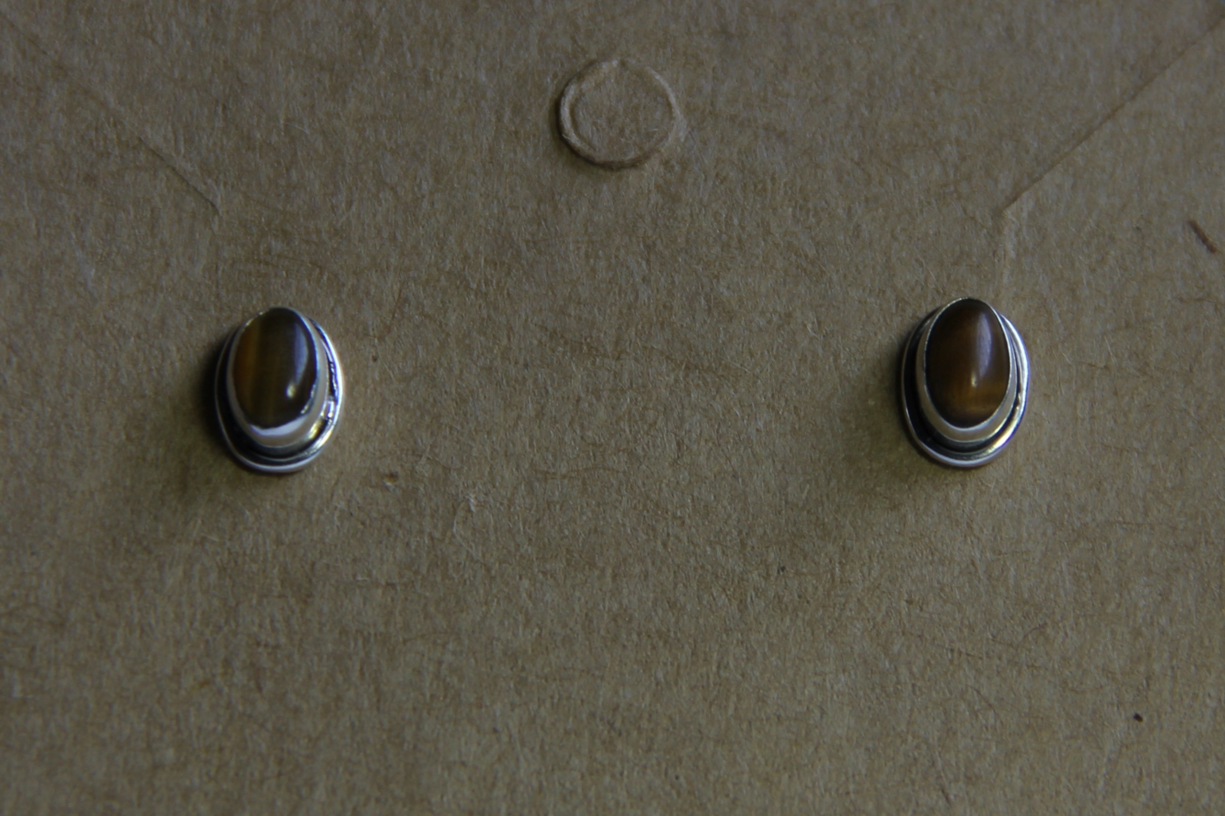 Pendientes De Ojo De Tigre Liso