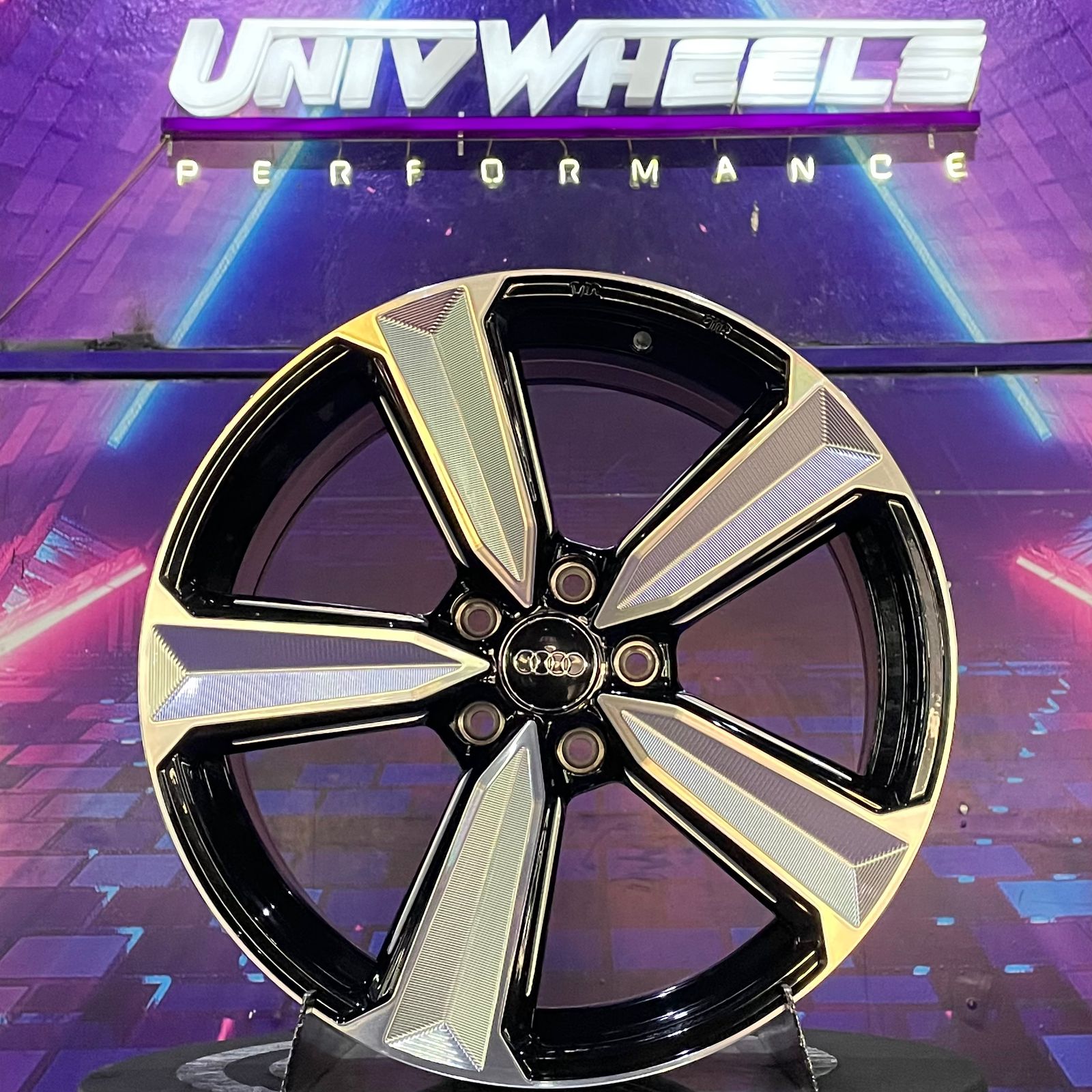 Rin de aleación UniWheels