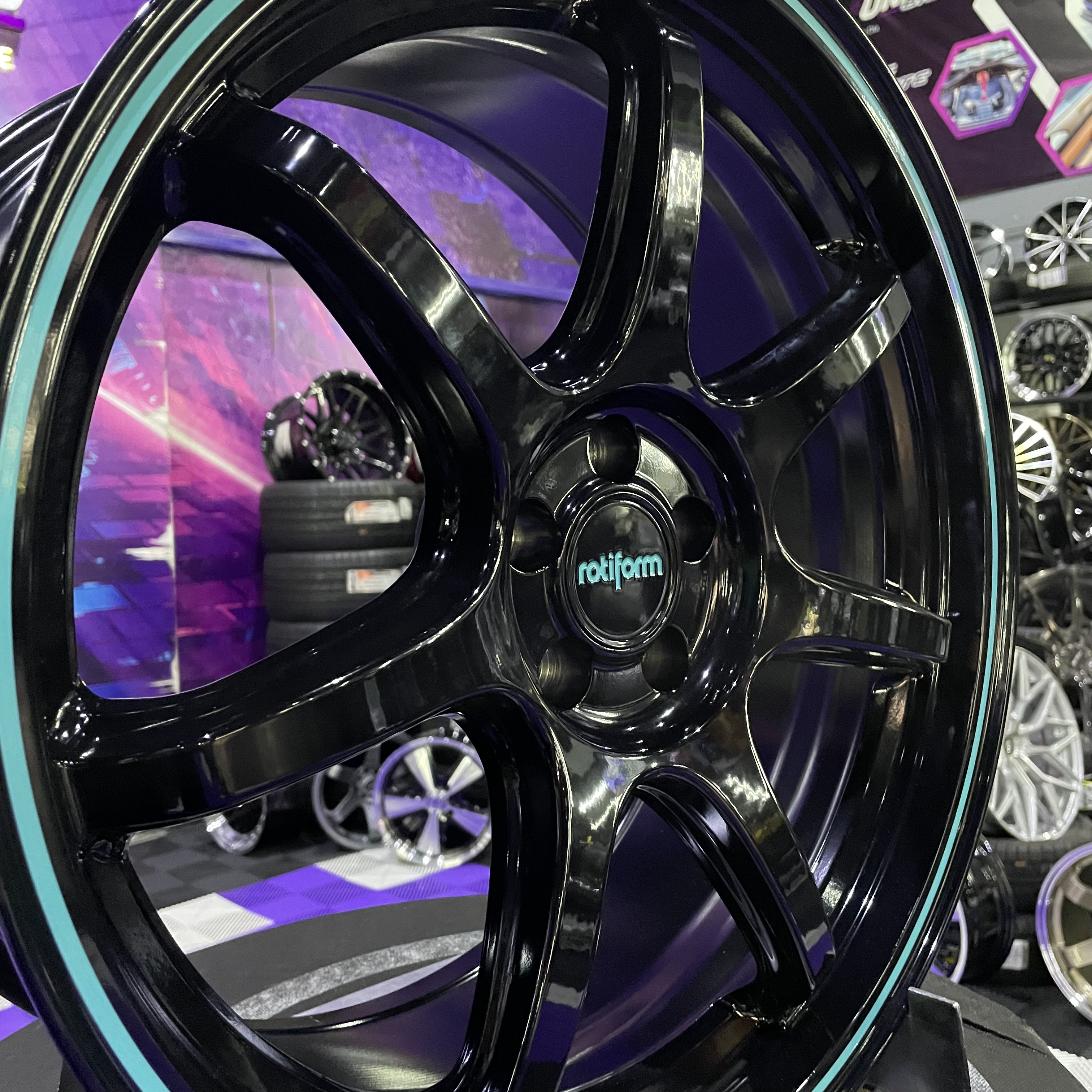 ROTIFORM
