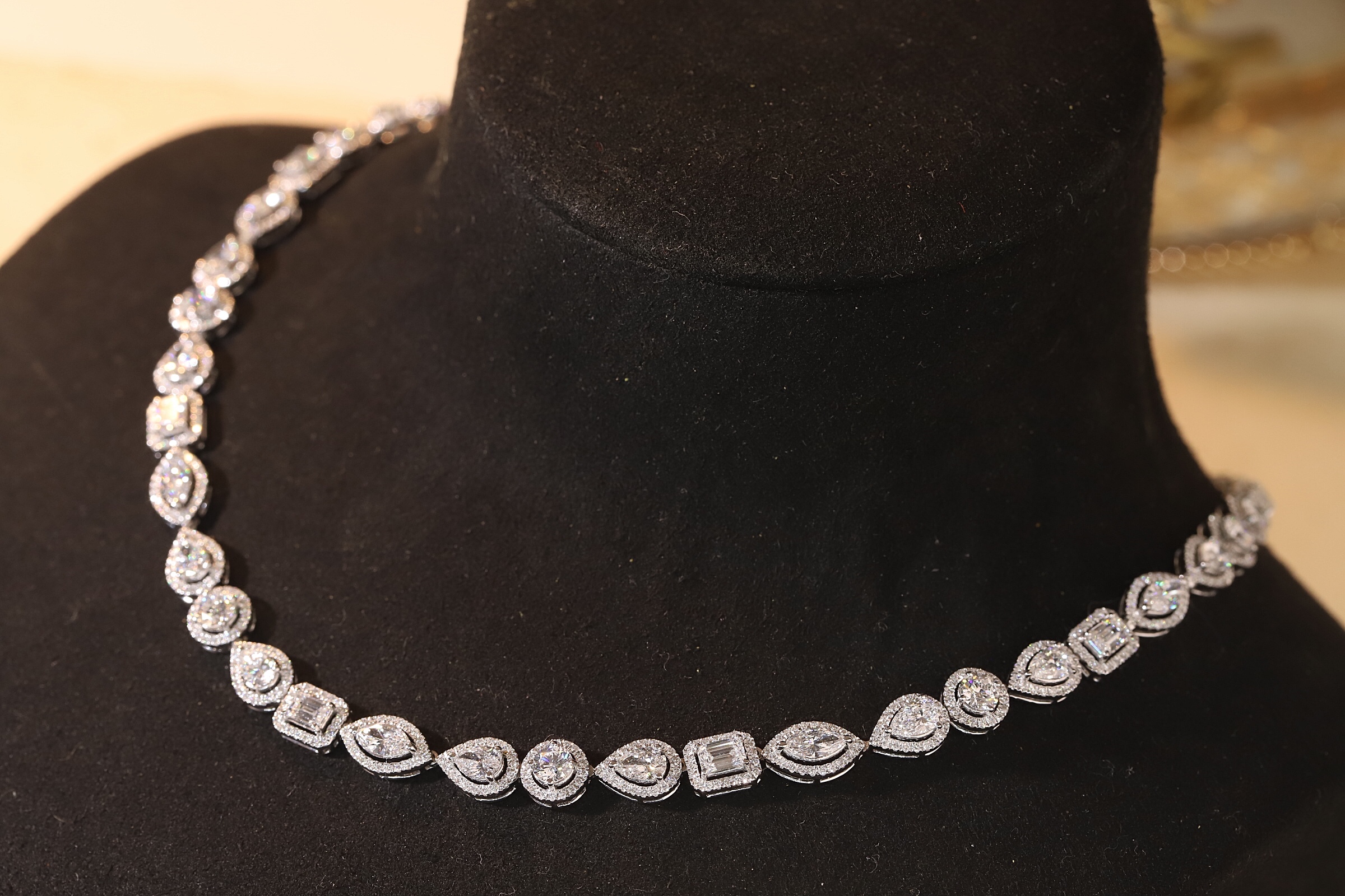 Eternal Glory · 14ct Full Pavé Lab Grown Diamond Necklace | HL-N1735 