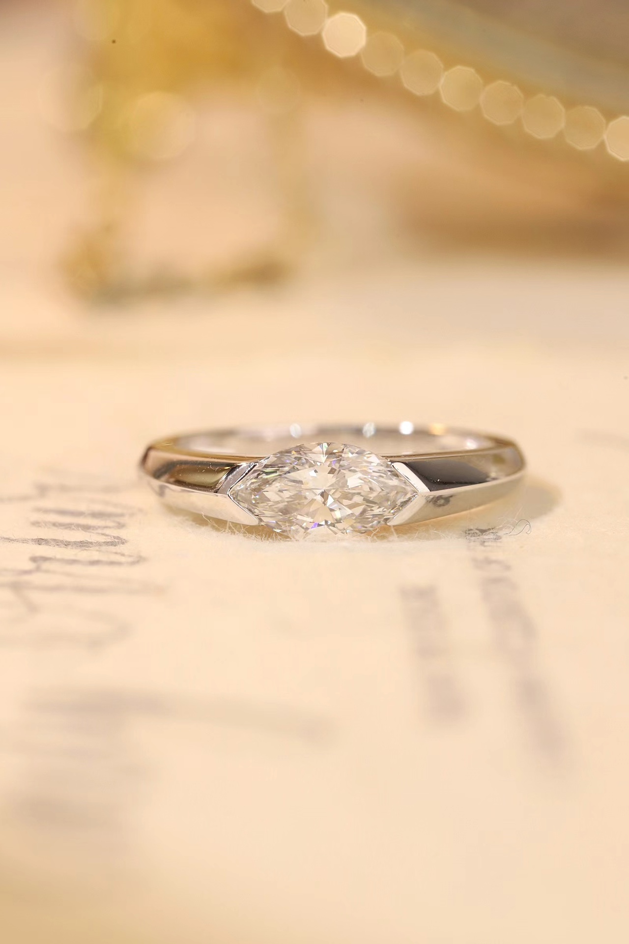 Marquise Grace · 1ct Lab Grown Diamond Bezel Corner Ring | D-R3533-2