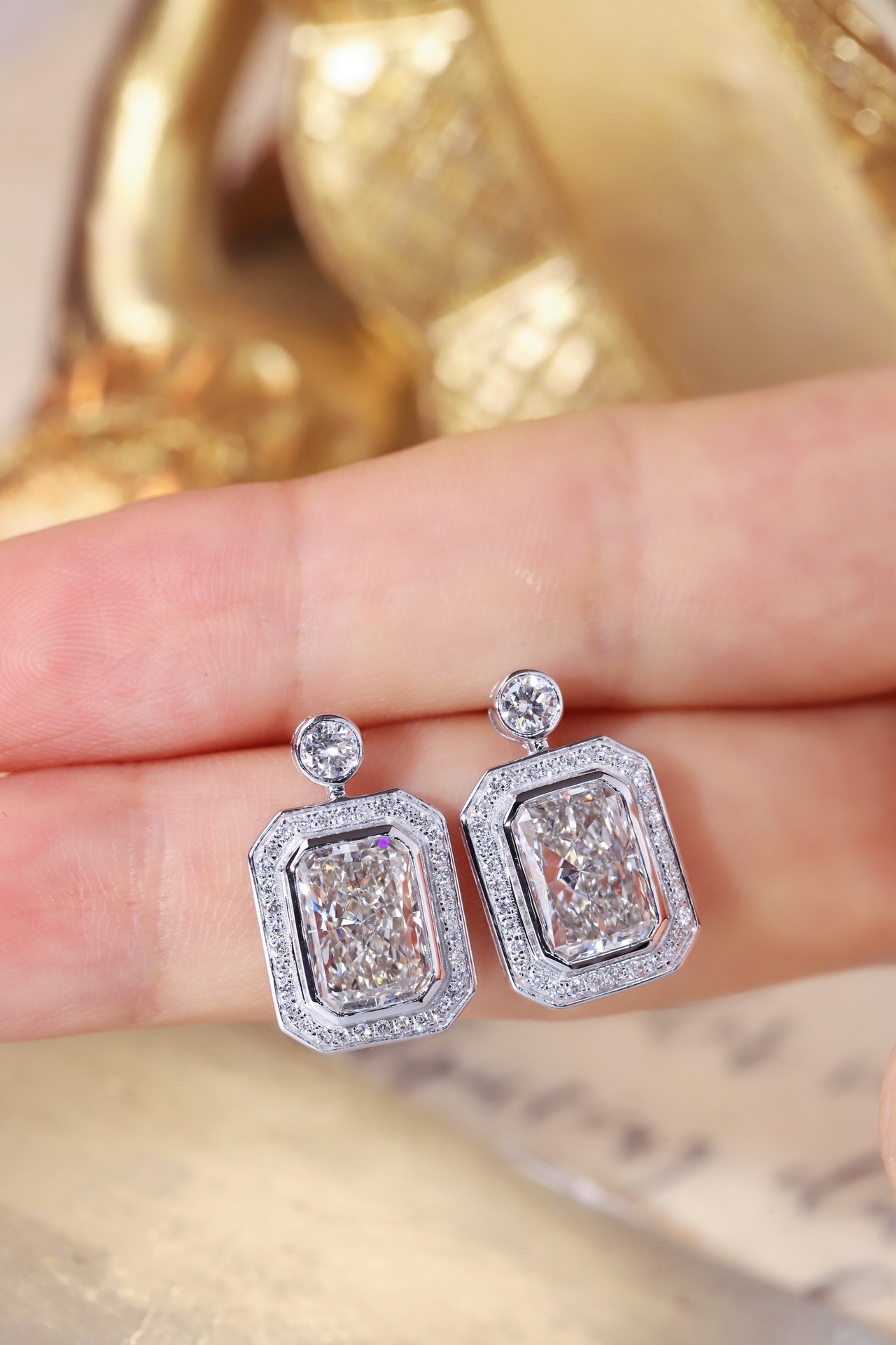 Luxury Halo · 2ct Lab Grown Diamond Bezel Set Earrings | Z-HL-E5265