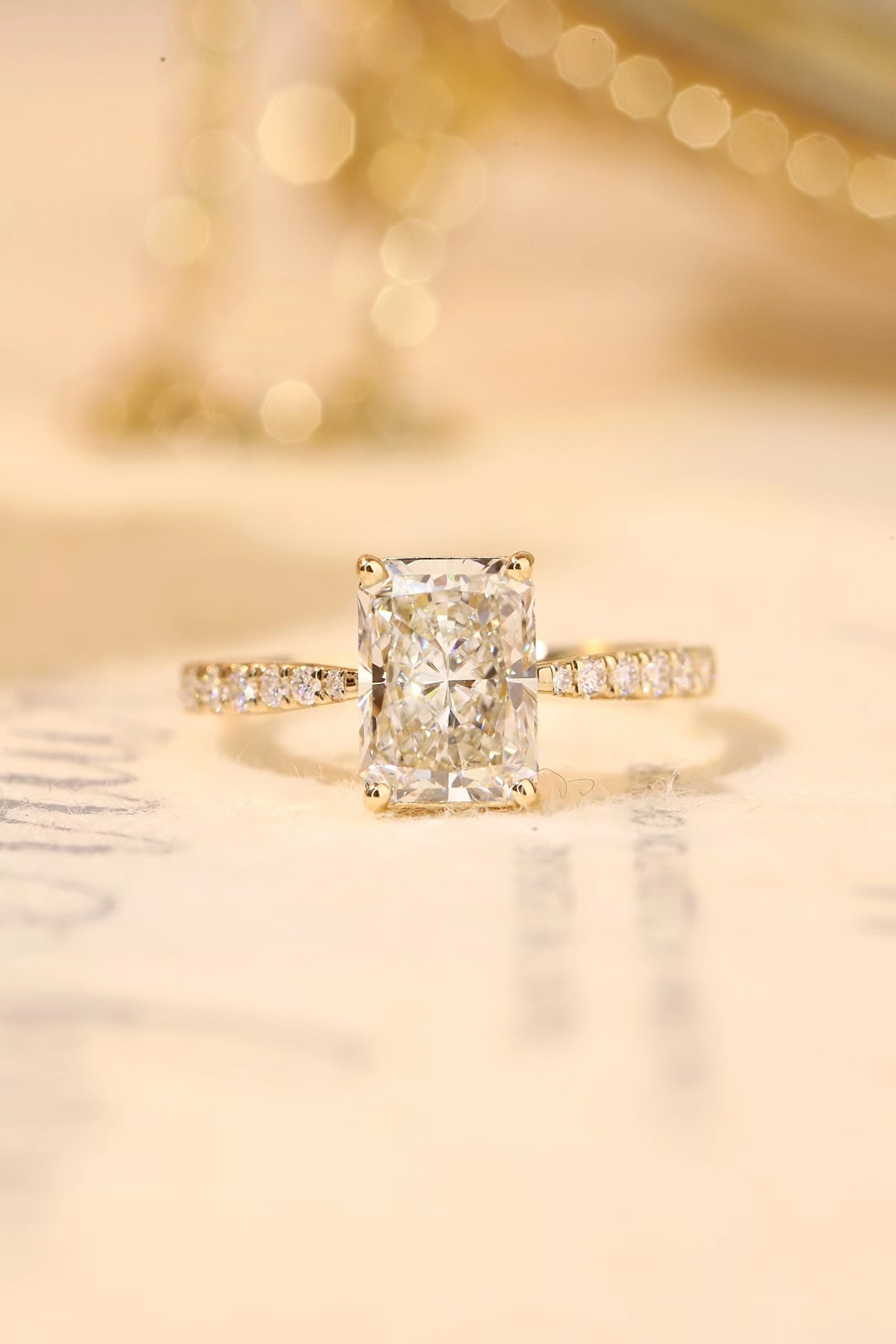 Timeless Radiance · 2ct Lab Grown Radiant Cut Diamond Ring with Accents | Z-HL-R5242-1