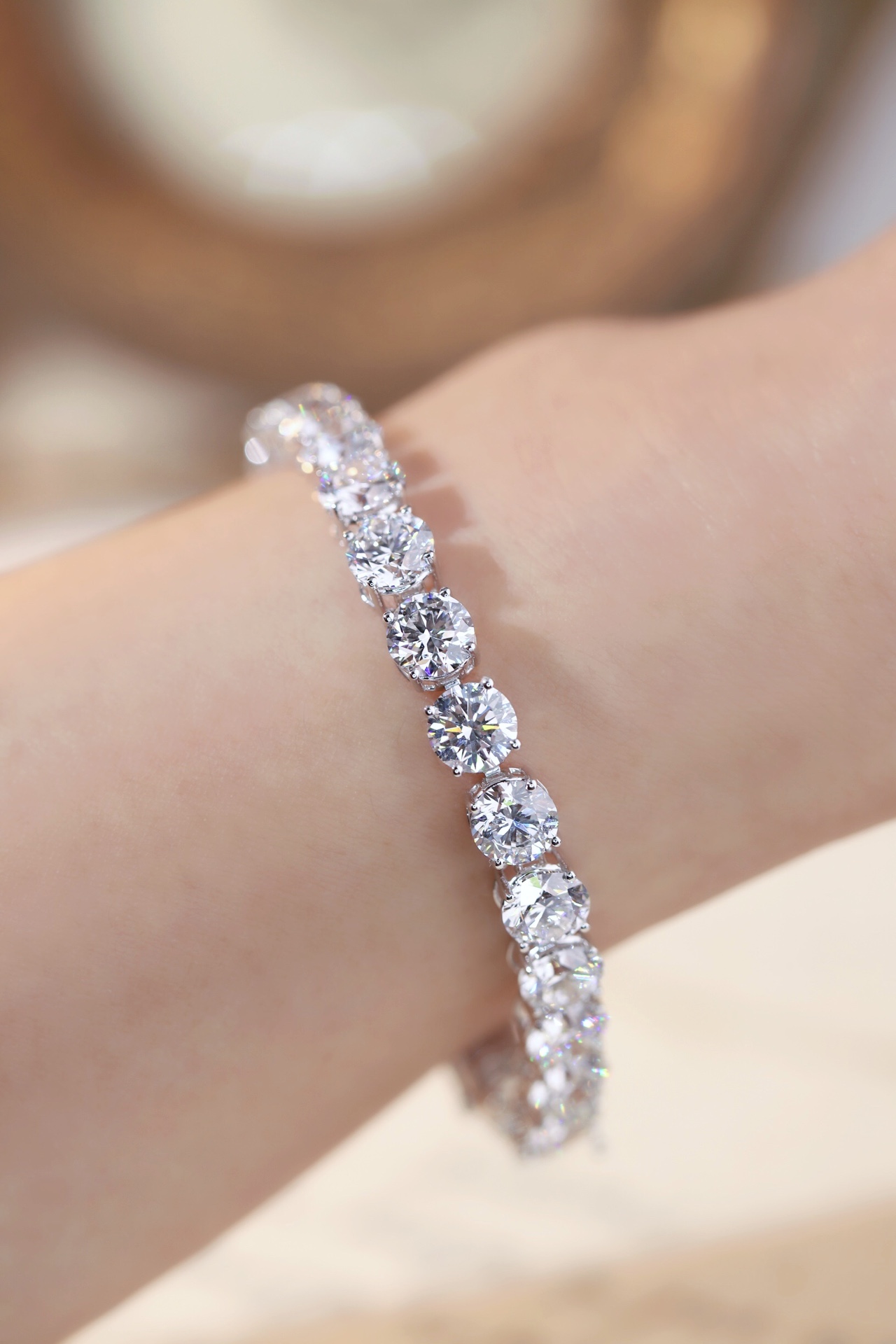 Luxury Brilliance · 26ct Lab Grown Diamond Tennis Bracelet | D-B0986 