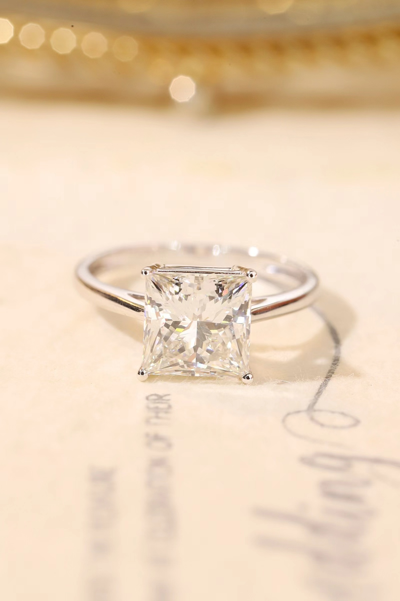 Regal Radiance · 3ct Princess Cut 4-Prong Lab Grown Diamond Ring | Z-HL-R5250 