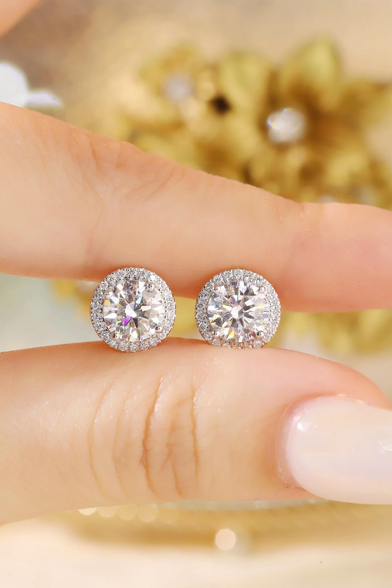 Timeless Halo · 2ct Lab Grown Diamond Halo Stud Earrings | Z-D-E5257-1