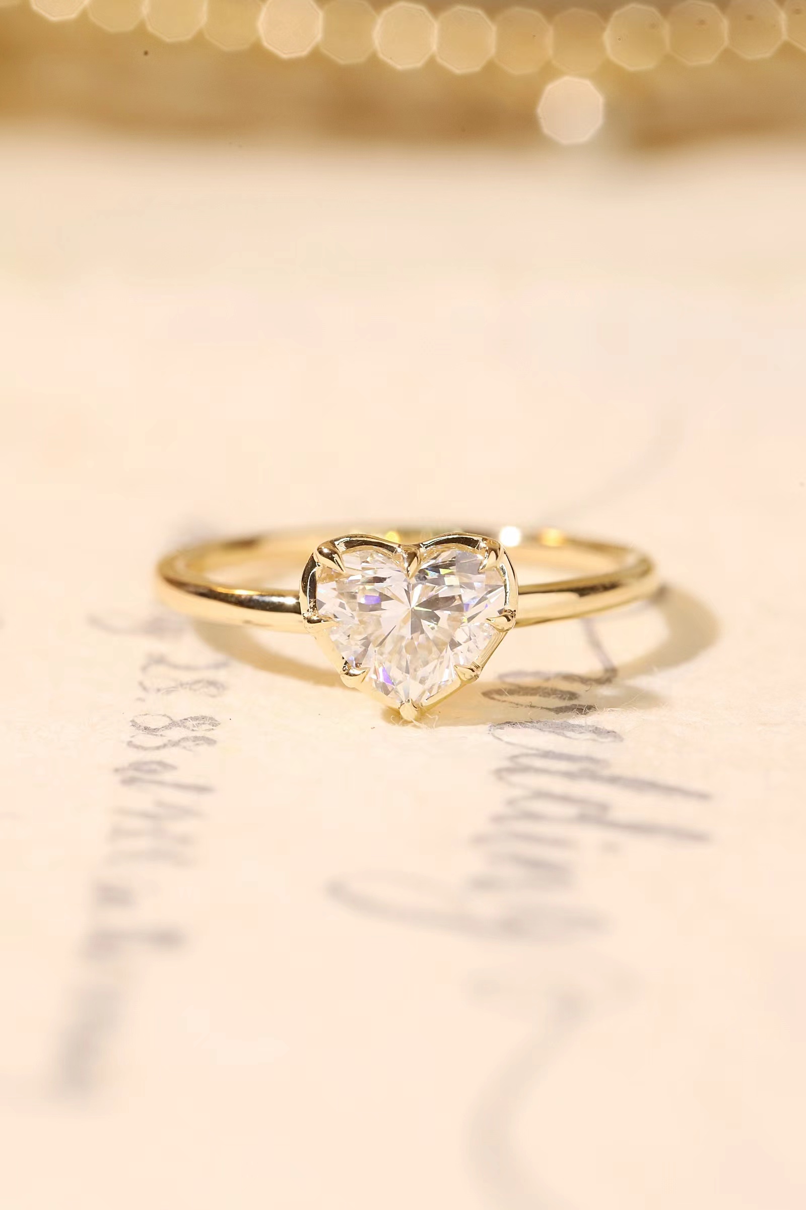 1 carat lab-grown diamond heart shape 10k gold setting Z-HL-R5246