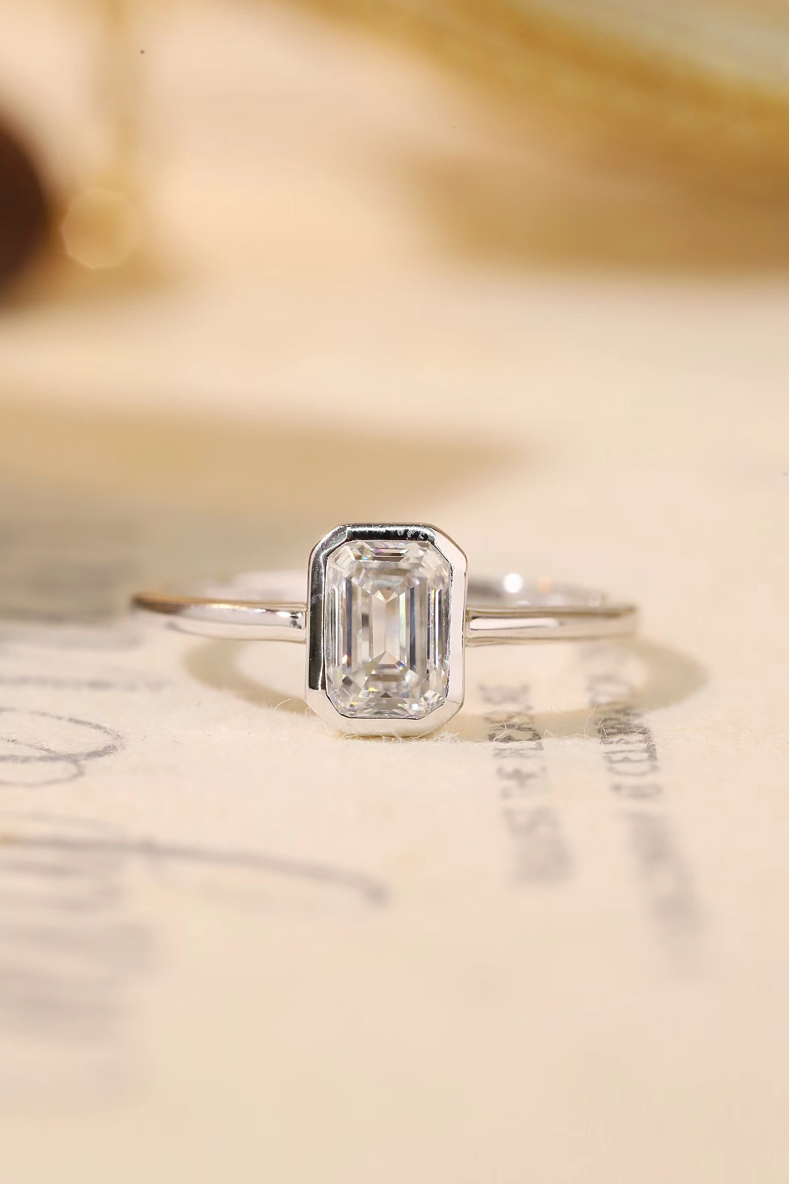 1-carat emerald-cut diamond ring, 10k gold setting with cultivated diamonds, Z-HL-R5225