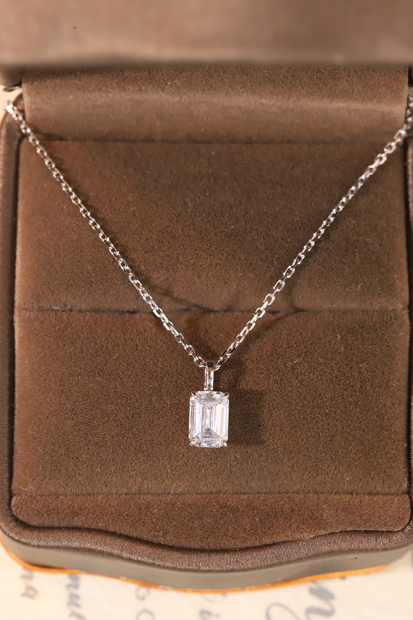1 carat emerald-cut diamond, 10k gold setting, cultivated diamond, Z-HL-P5226