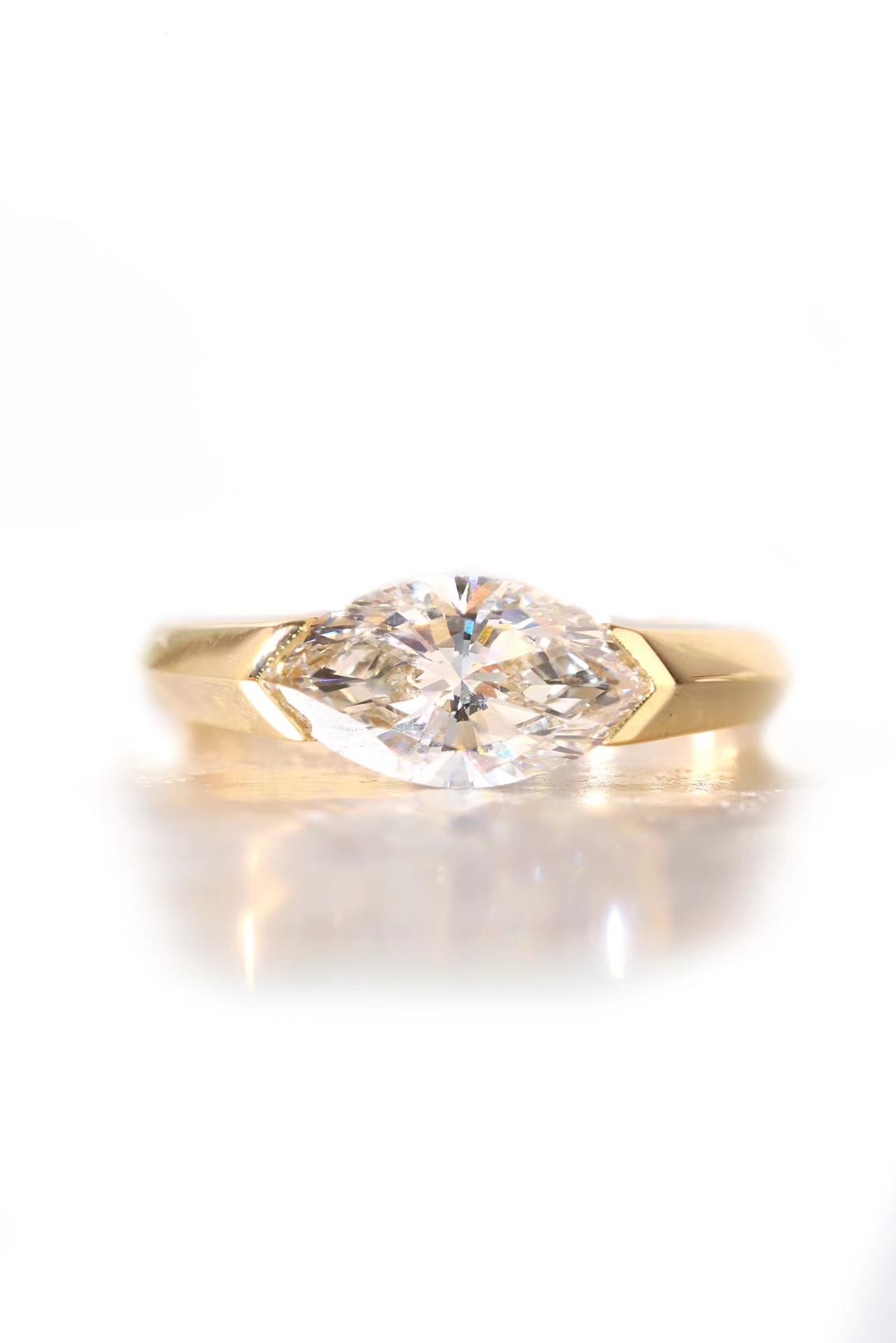 Marquise Grace · 2ct Lab Grown Marquise Cut Diamond Bezel Corner Ring | D-R3533-3