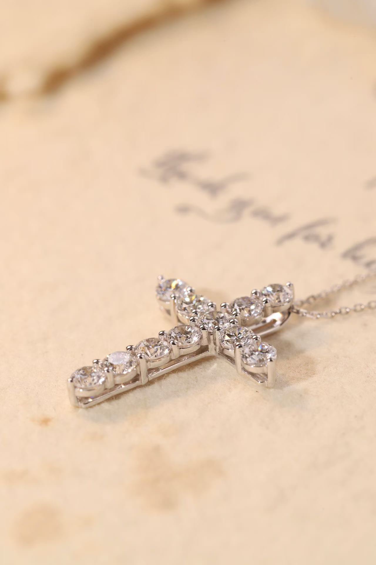Faith & Light · 1ct Lab Grown Diamond Cross Necklace | HL-P1372-1