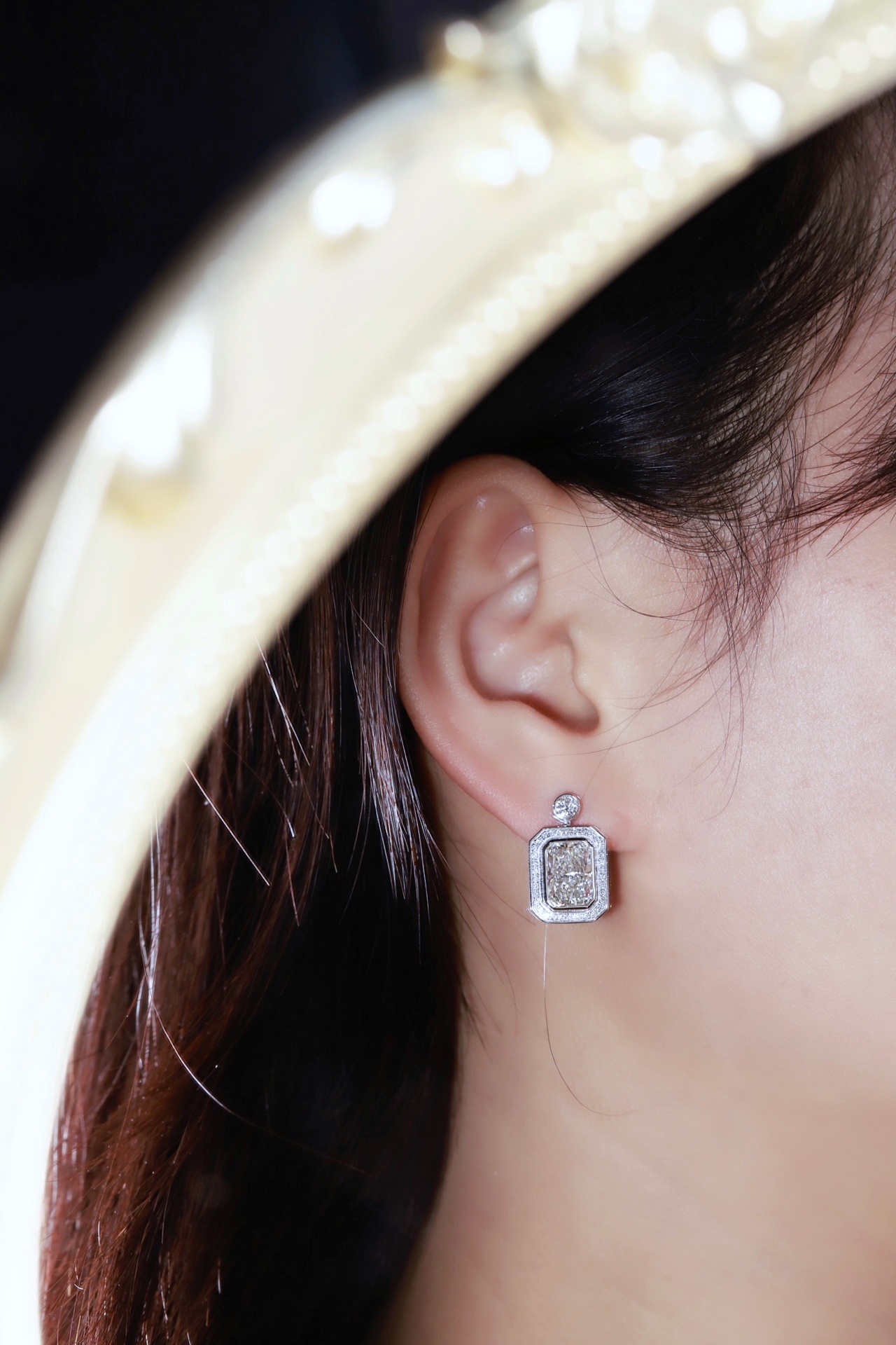 Luxury Halo · 2ct Lab Grown Diamond Bezel Set Earrings | Z-HL-E5265