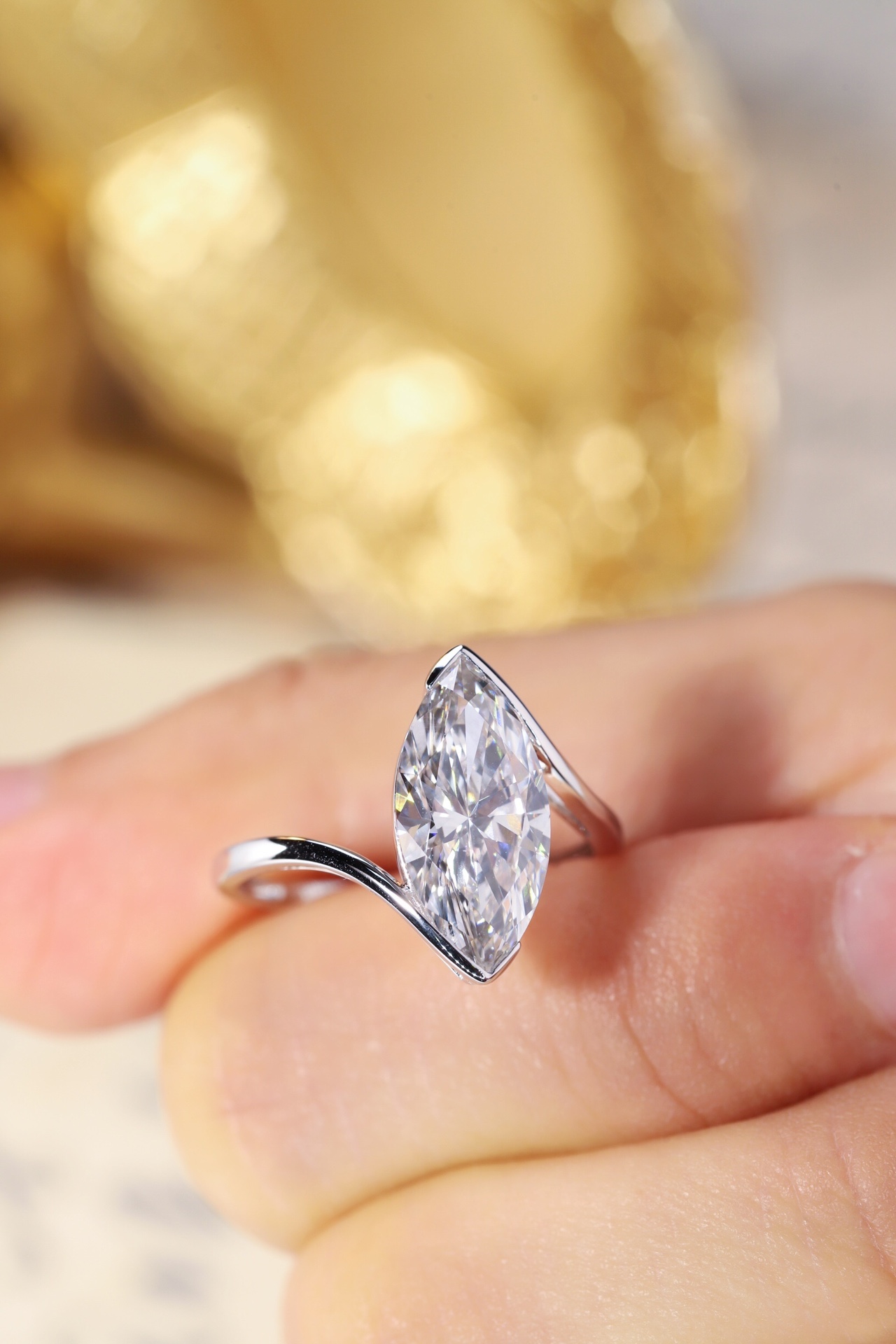 Marquise Grace · 3ct Lab Grown Marquise Cut Diamond Bezel Corner Ring | Z-HL-R5258-2