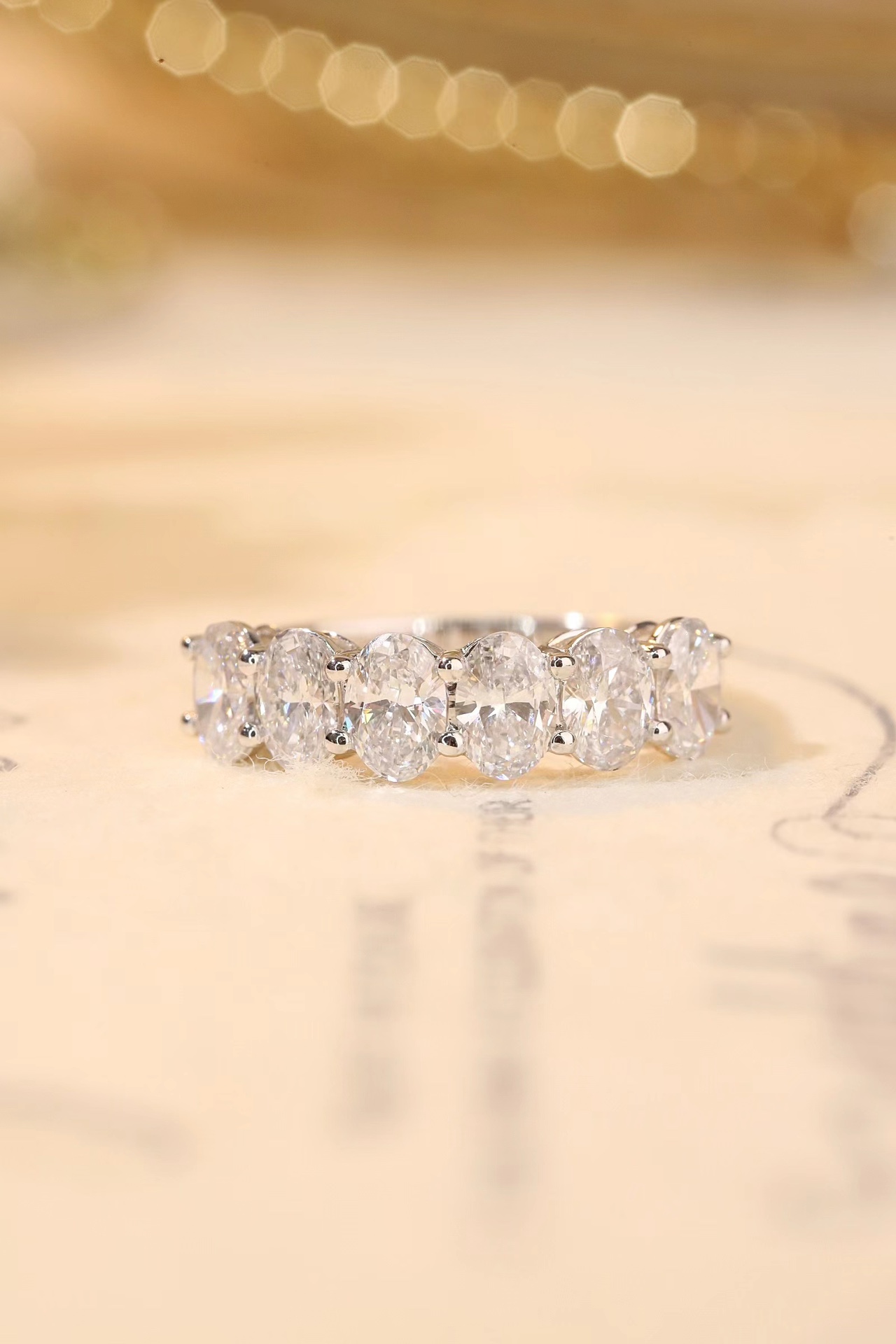 Eternal Glow · 1.80ct Lab Grown Diamond Oval Half Eternity Ring | D-R5100-2