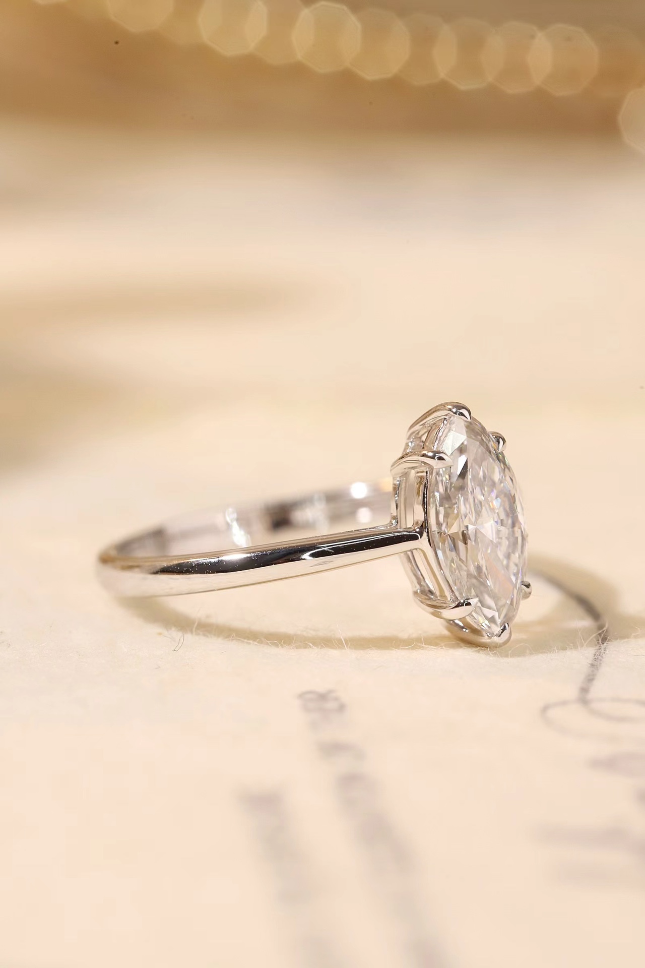 Graceful Sparkle · 1ct Marquise Cut Six-Prong Diamond Ring | Z-HL-R5245-1