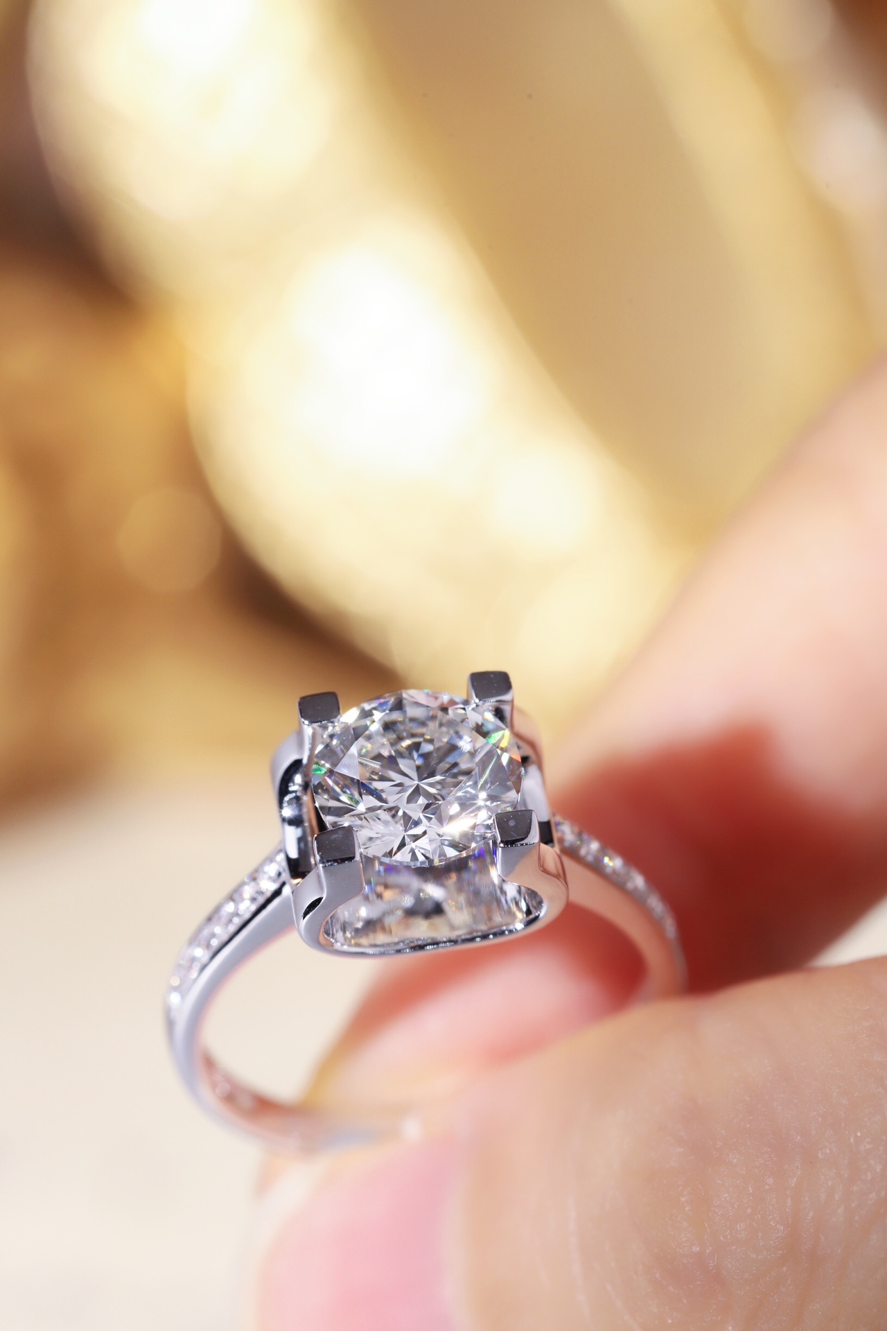 Signature Bull Head · 2ct Lab Grown Diamond Ring | Z-HL-R4685-4