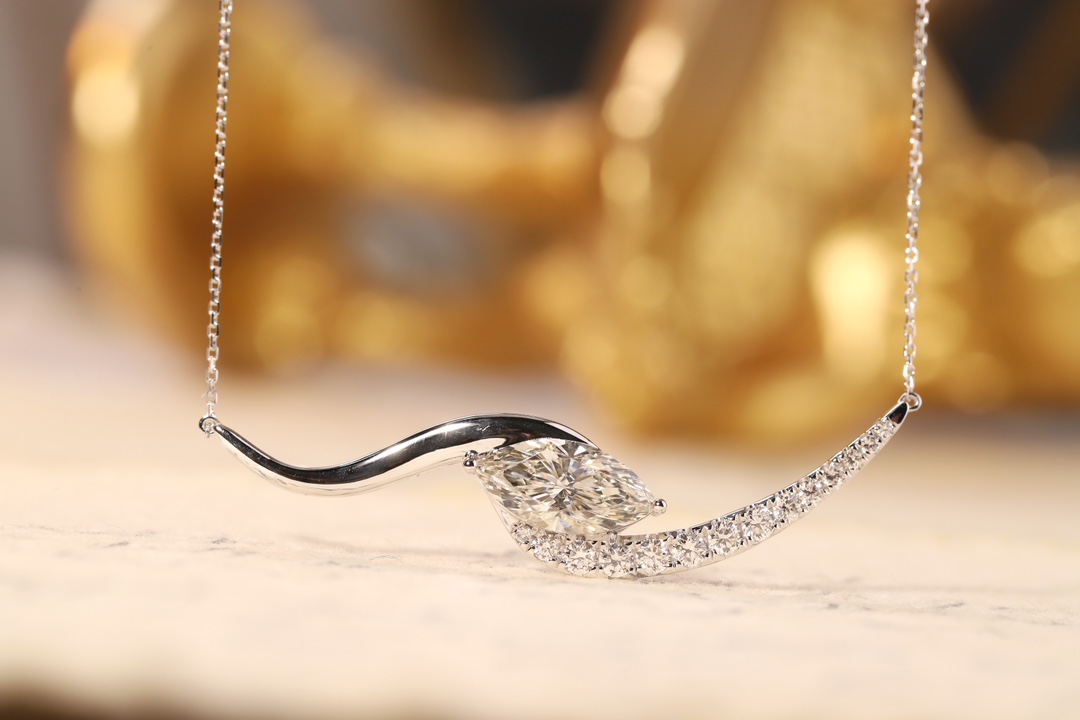 Timeless Glow · 2ct Marquise Cut Diamond Necklace with 0.55ct Side Stones | HL-N1746 -2