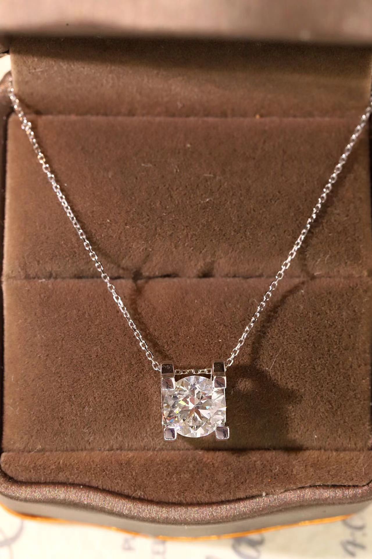 Bold Spirit · 2ct Lab Grown Diamond Bull Head Necklace | Z-HL-P4685